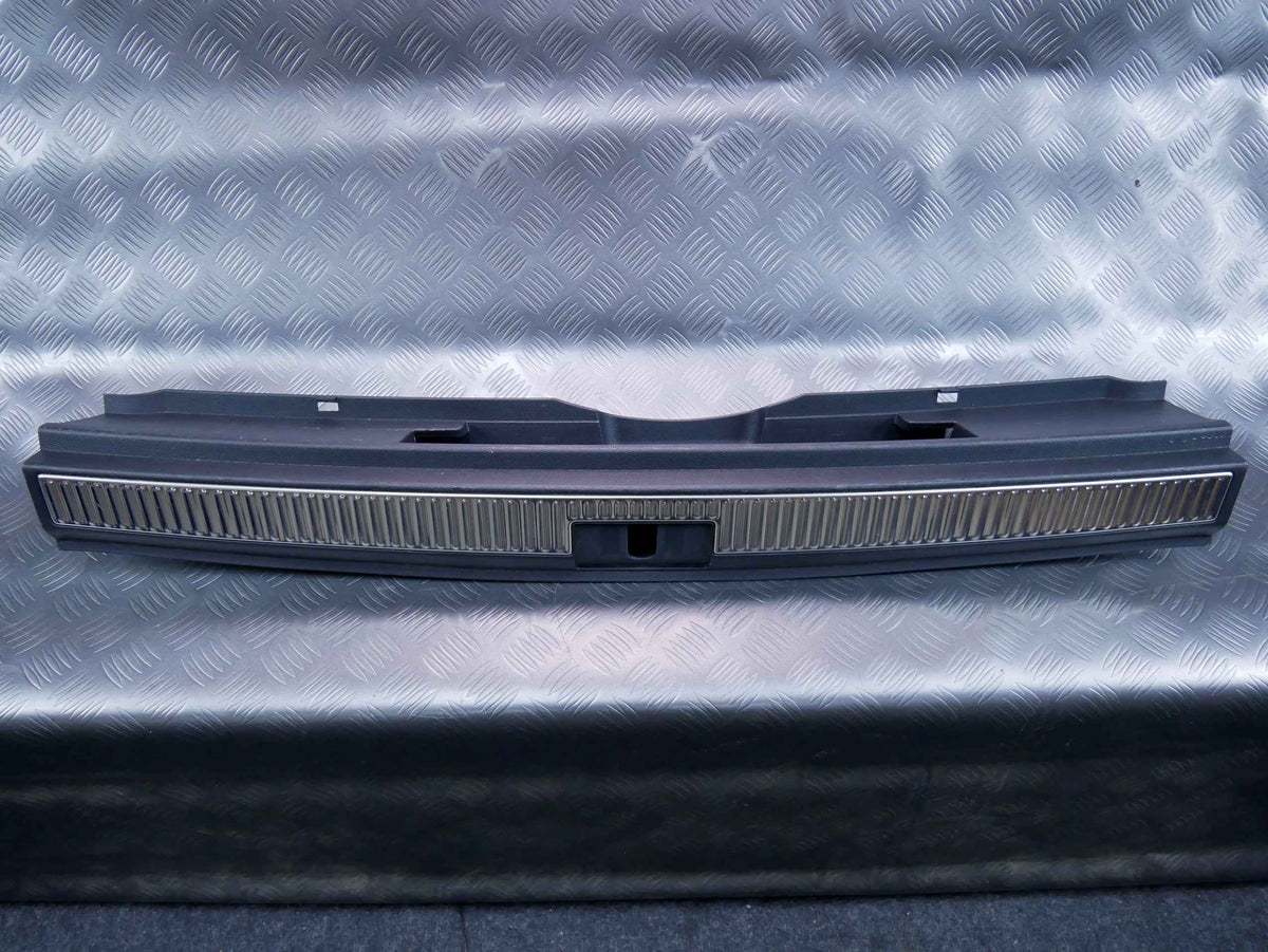 Osłona krawędzi bagażnika 3V9863459 SKODA SUPERB III KOMBI