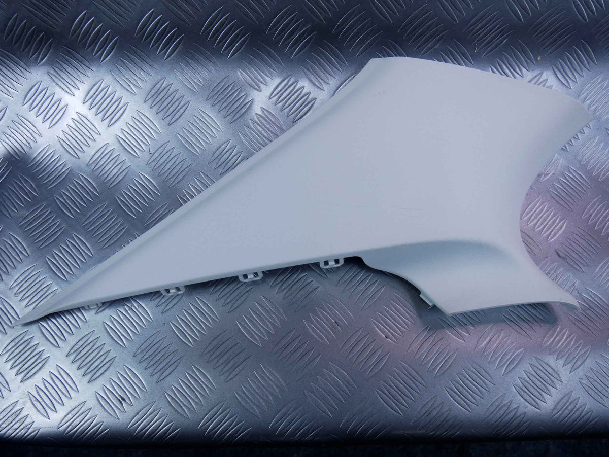 Osłona poszycie słupka tył lewe 3V5867287 SKODA SUPERB III SEDAN