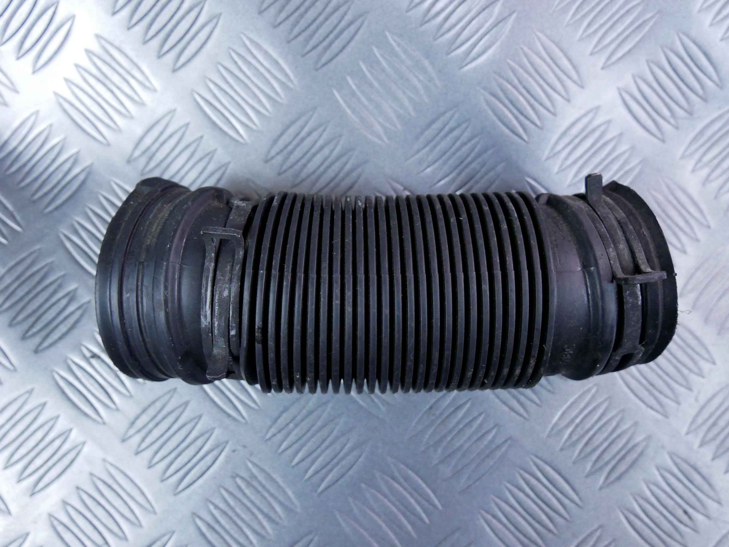 Rura powietrza 5Q0129618C SKODA SUPERB III 1.4 TSI