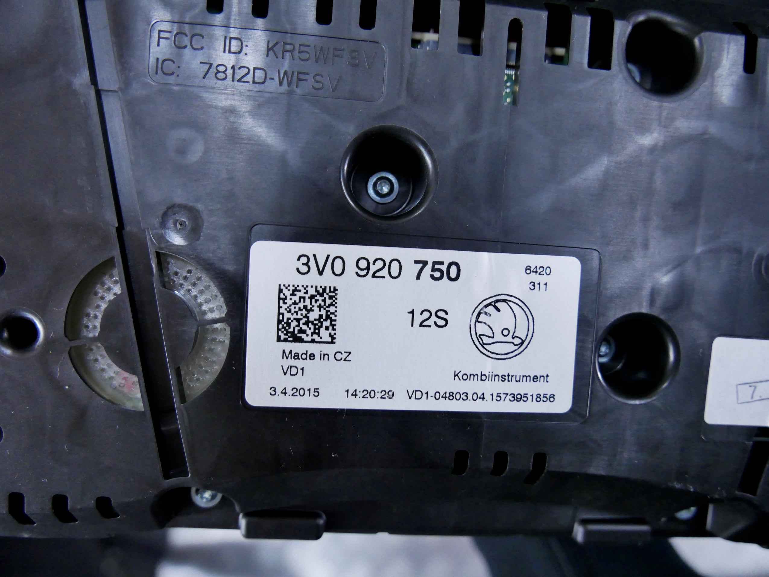 Licznik zegary 3V0920750 SKODA SUPERB III 1.8 TSI