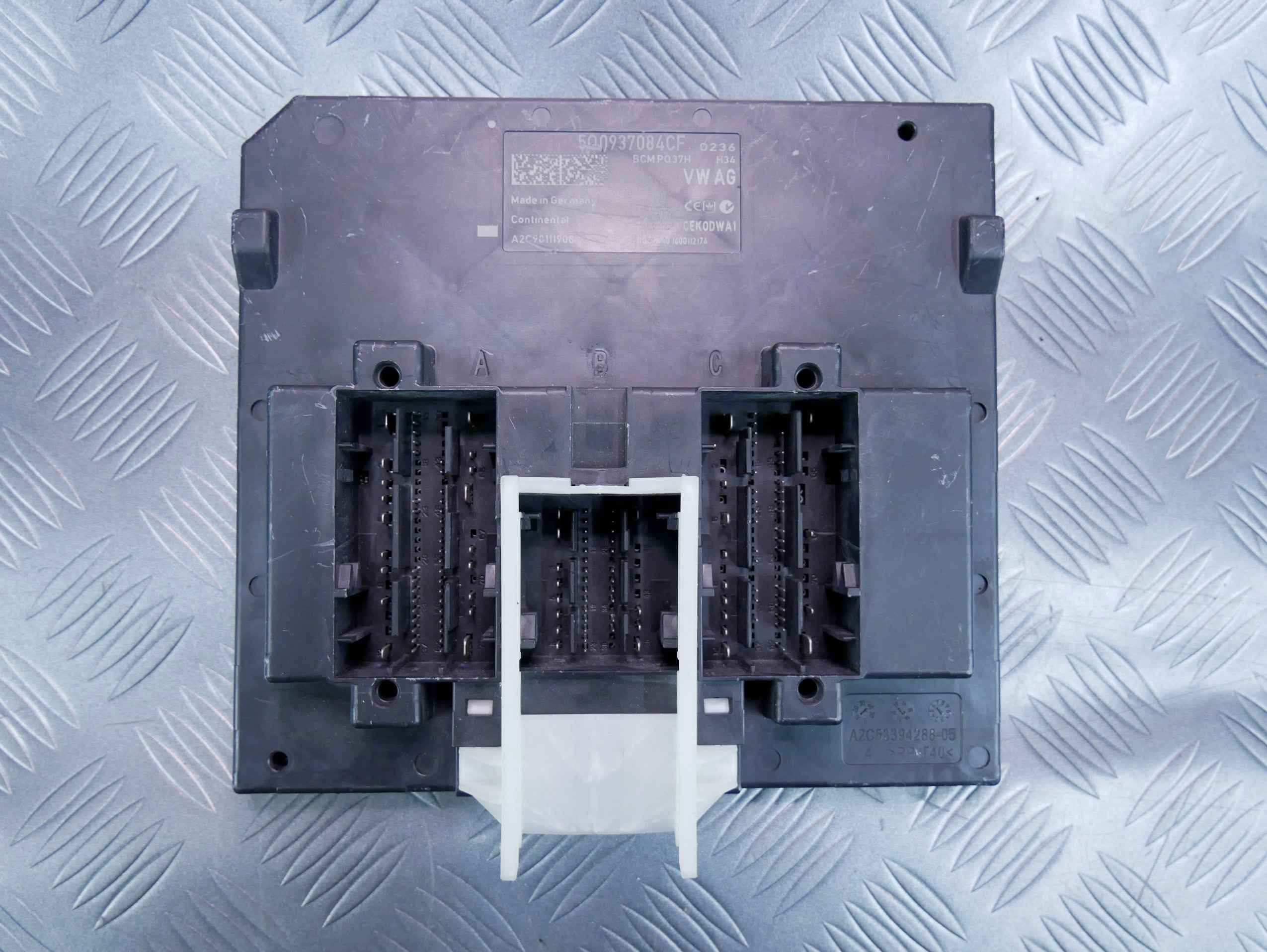 Sterownik moduł komfortu BCM 5Q0937084CF SKODA SUPERB III