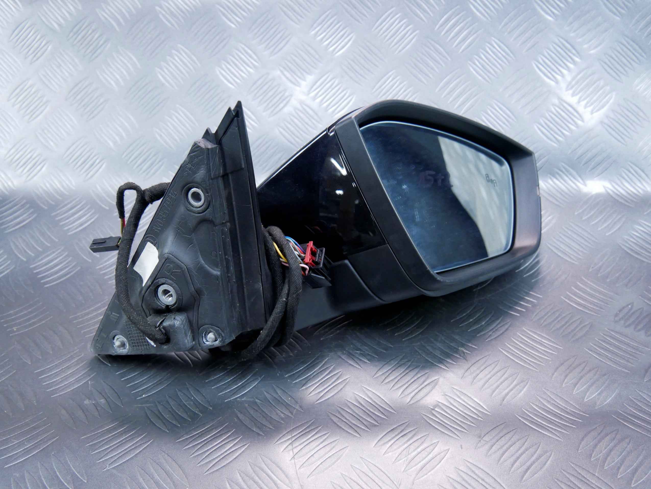 Lusterko prawe kompletne fotochrom asystent LF9R 15+2 SKODA SUPERB III