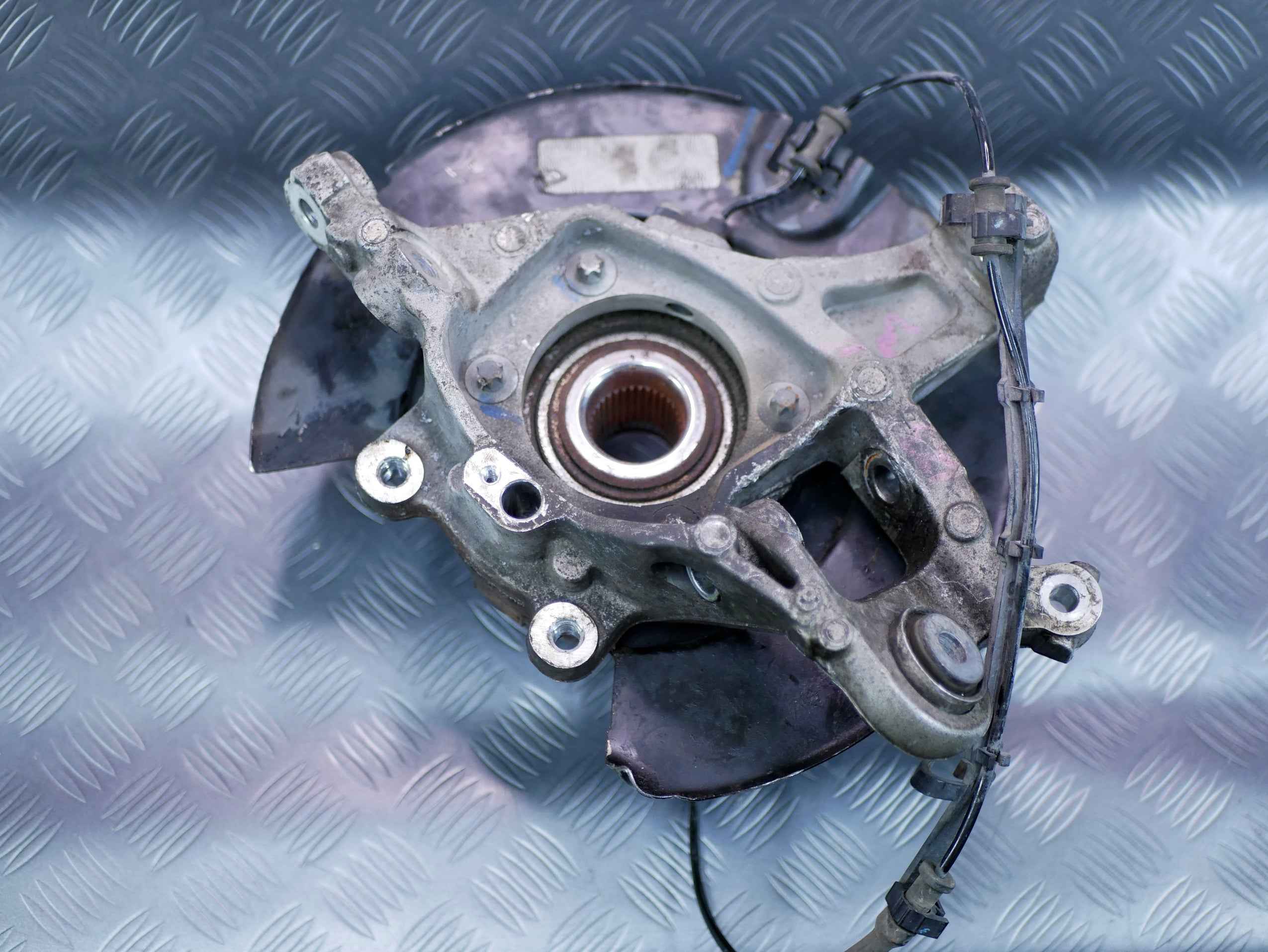 Zwrotnica piasta tył tylna prawa DODGE CHARGER 2016- 3.6 5.7