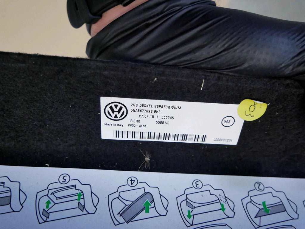 Półka tylna bagażnika 5NA867769E EH8 VW TIGUAN II 5NA