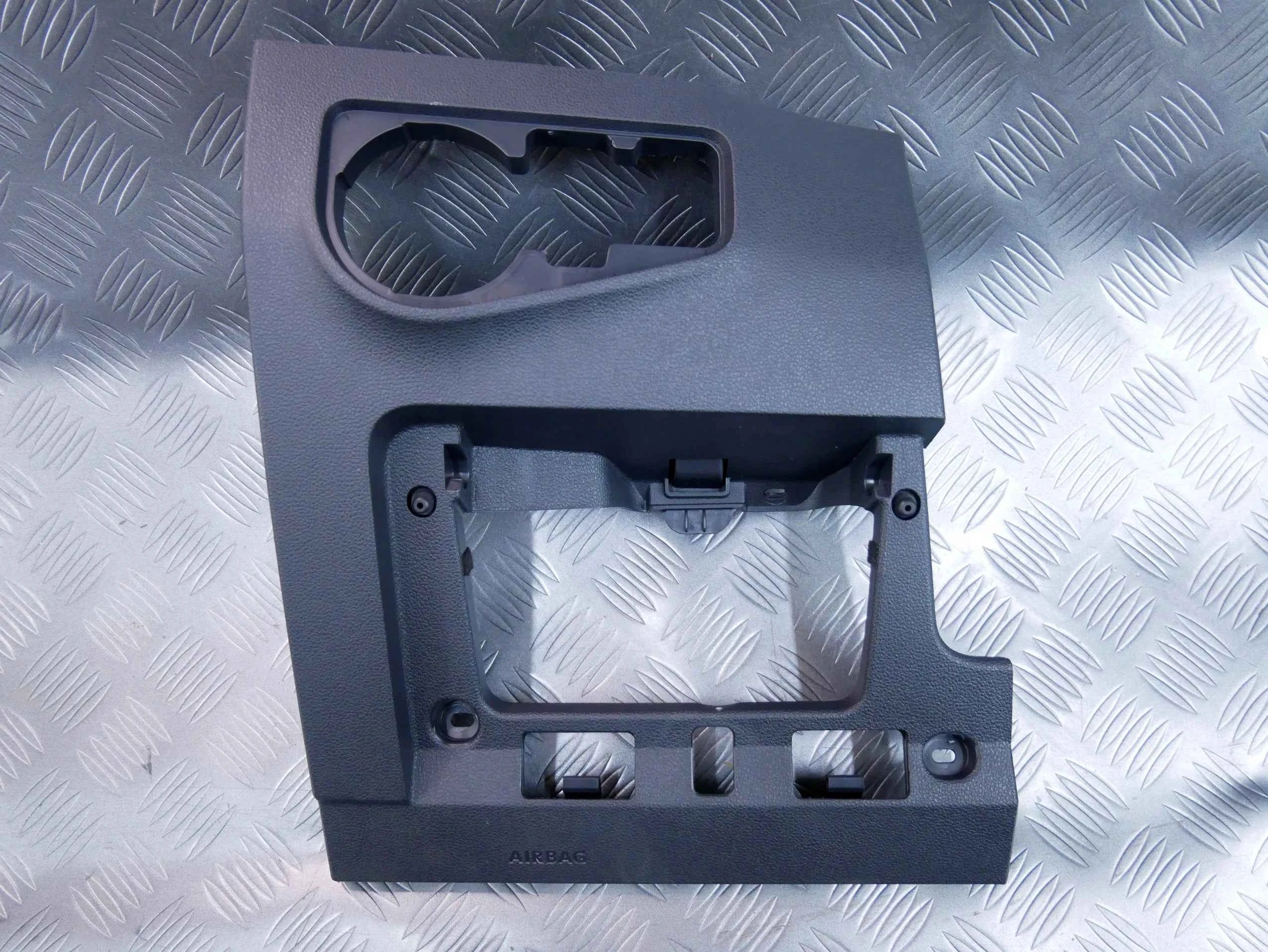 Osłona deski konsoli 5NB858365 VW TIGUAN II 5NA