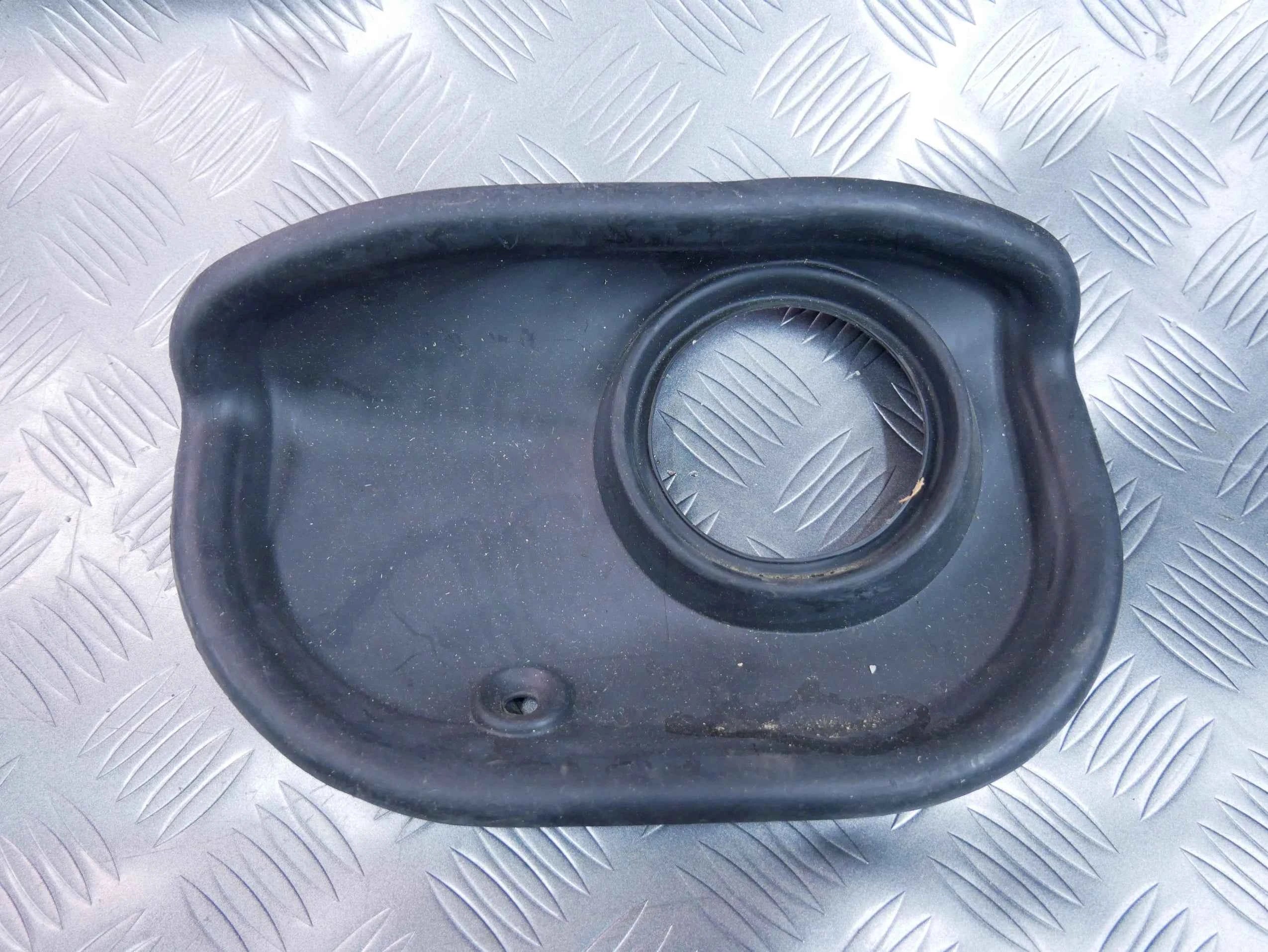 Osłona guma wlewu paliwa 5NA809933B VW TIGUAN II 5NA