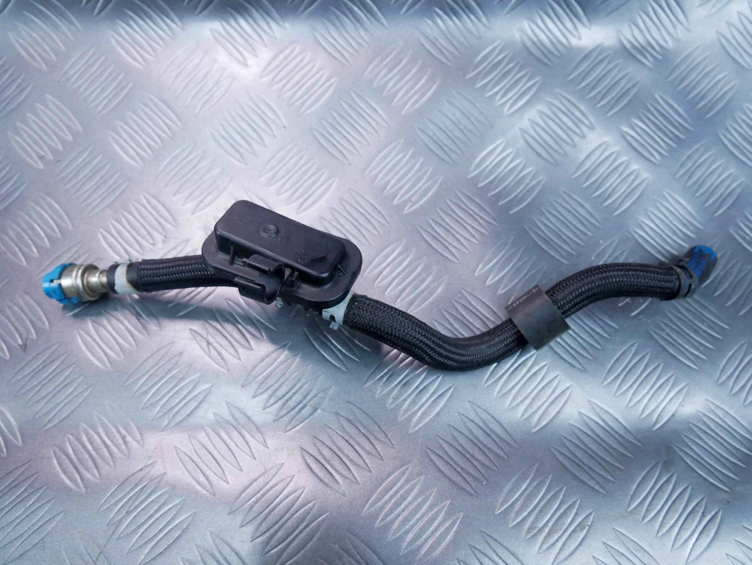 Wąż przewód zawór paliwa 3Q0130295C VW TIGUAN II 2.0 TDI