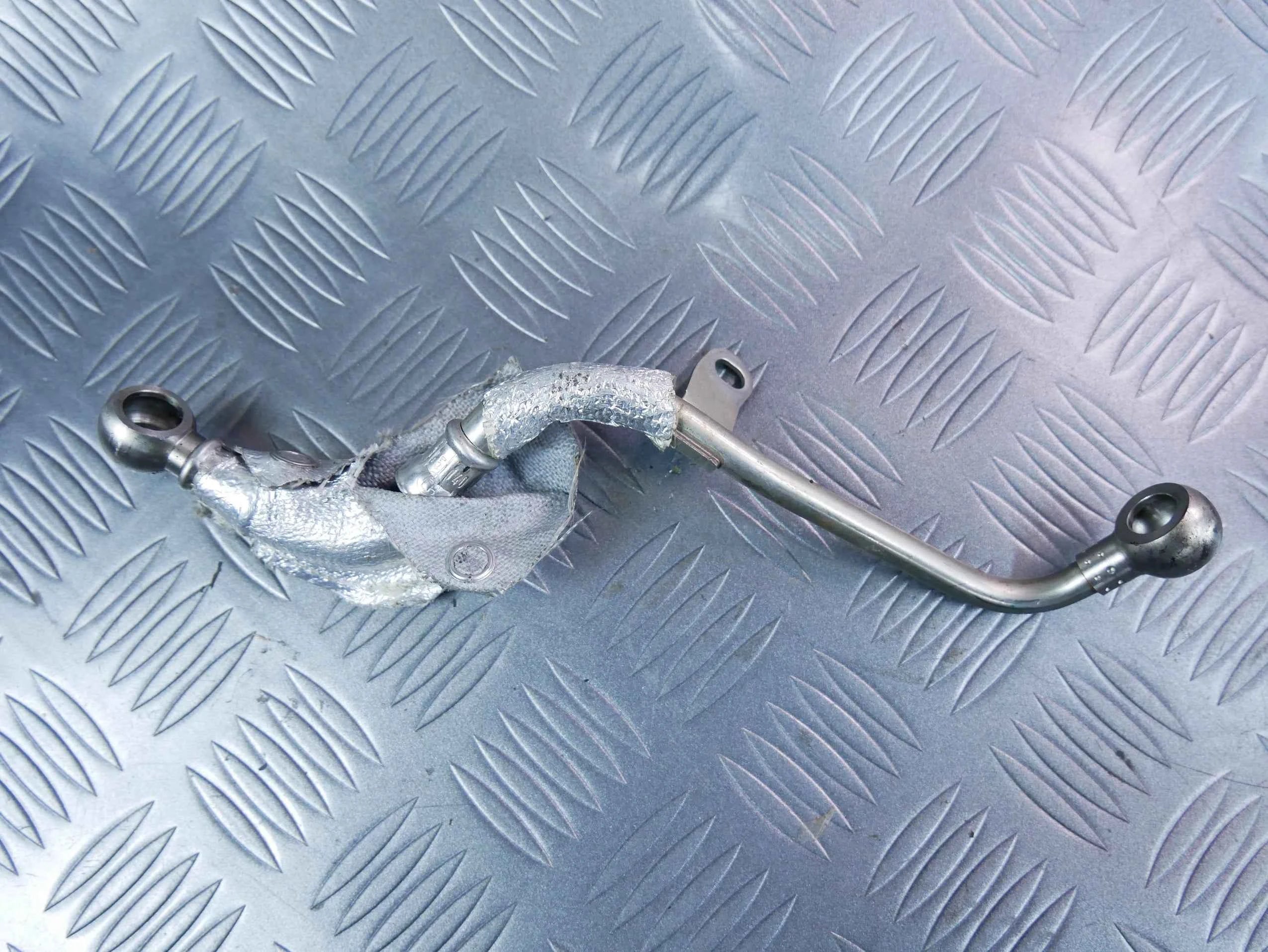 Rurka przewód oleju 03N145140N VW TIGUAN II 2.0 TDI