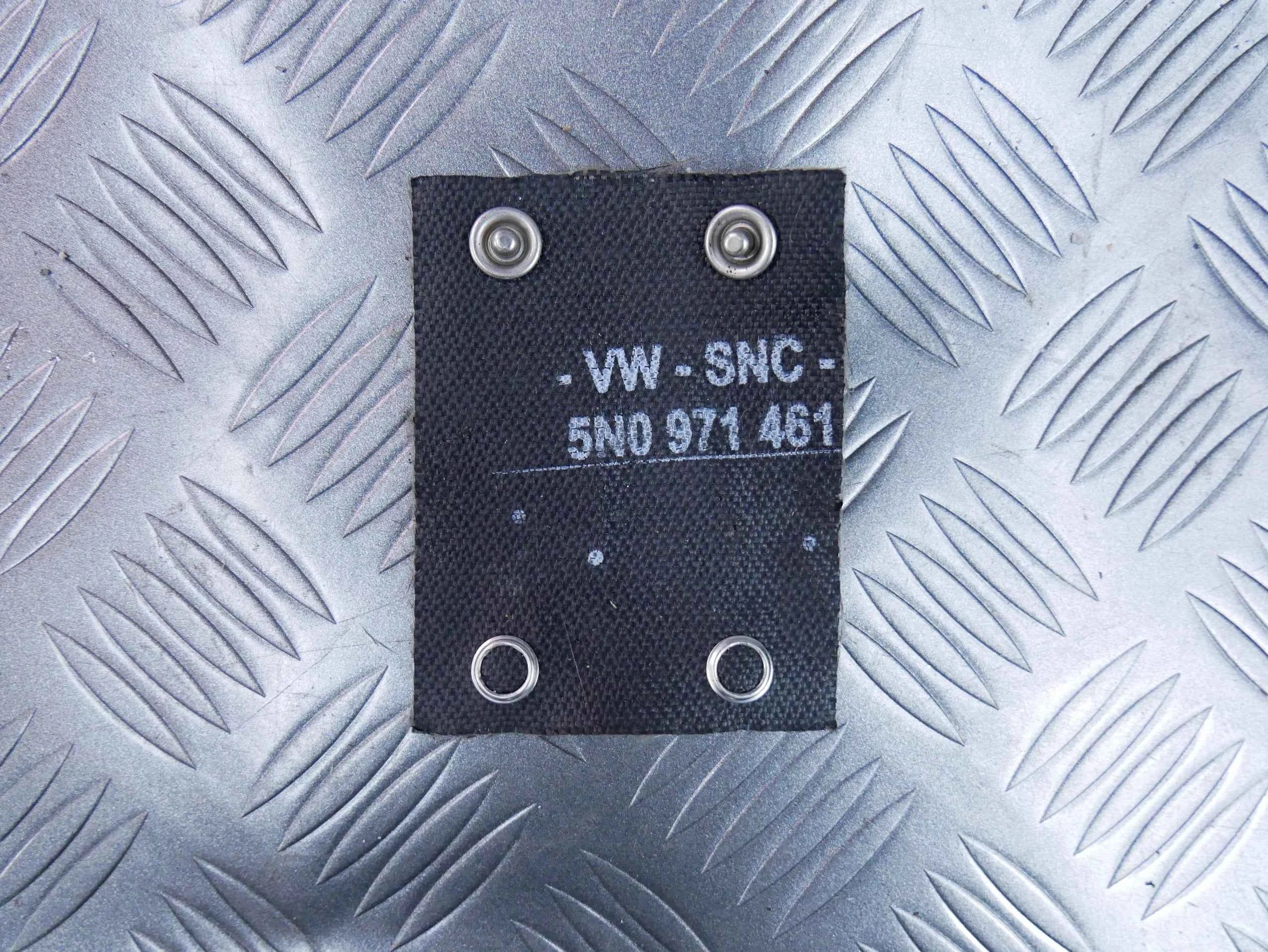 Osłona termiczna 5N0971461 VW TIGUAN II 2.0 TDI