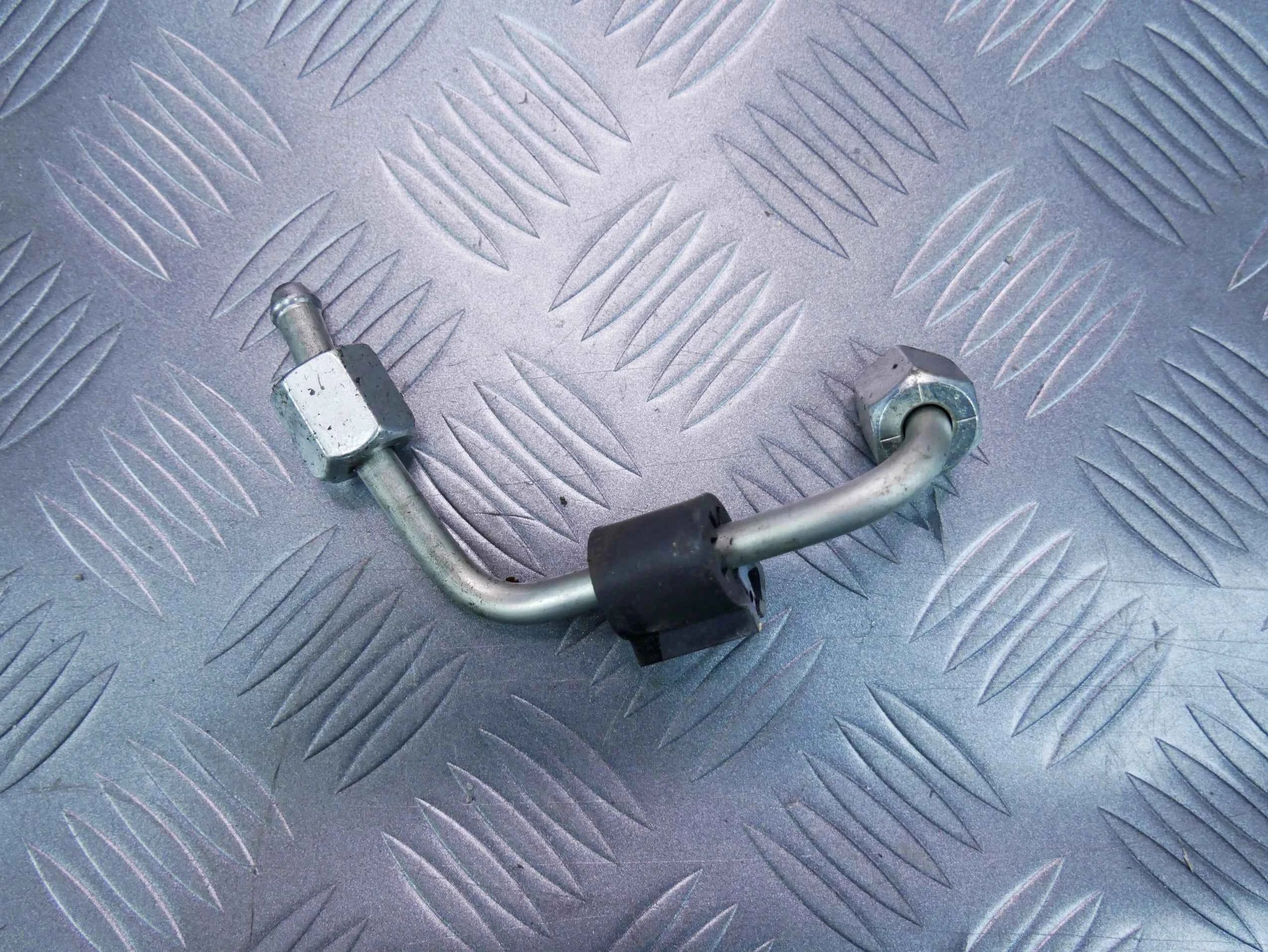 Rurka wtryskowa 03N130301 VW TIGUAN II 2.0 TDI