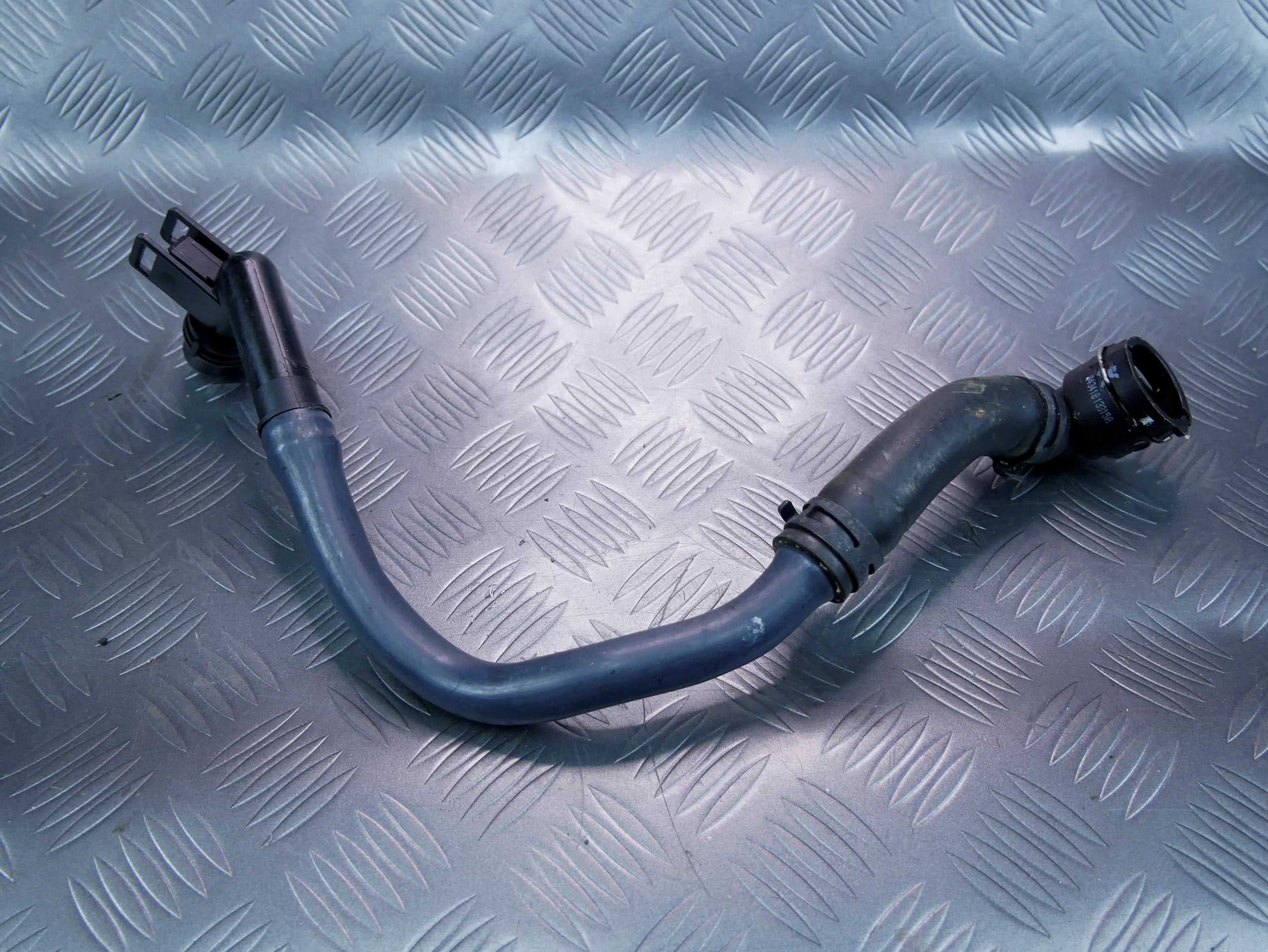 Rurka króciec przewód wody 3Q0819538 VW TIGUAN II 5NA 1.5 TSI