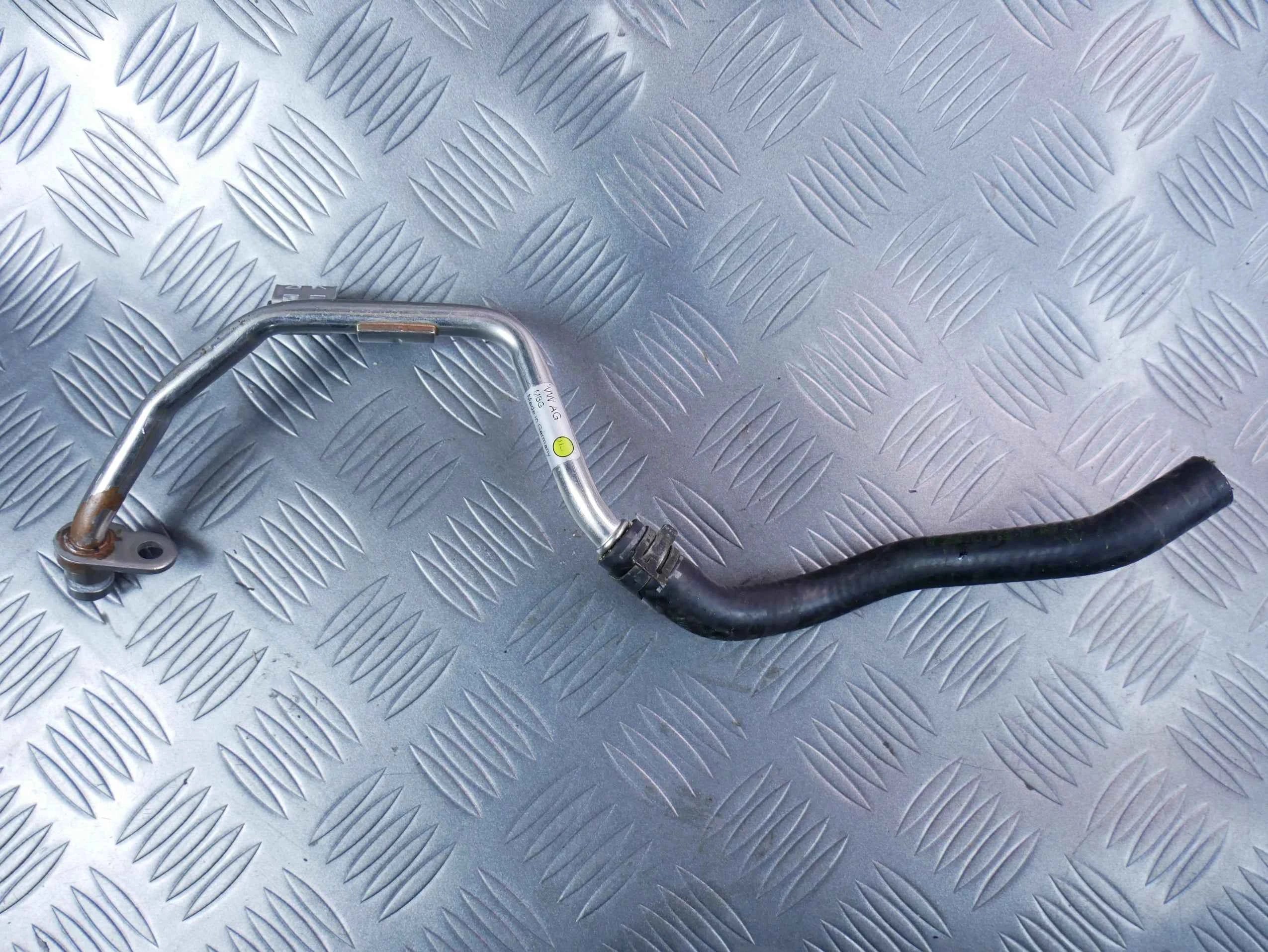 Rura przewód wody 03N121469A VW TIGUAN II 2.0 TDI