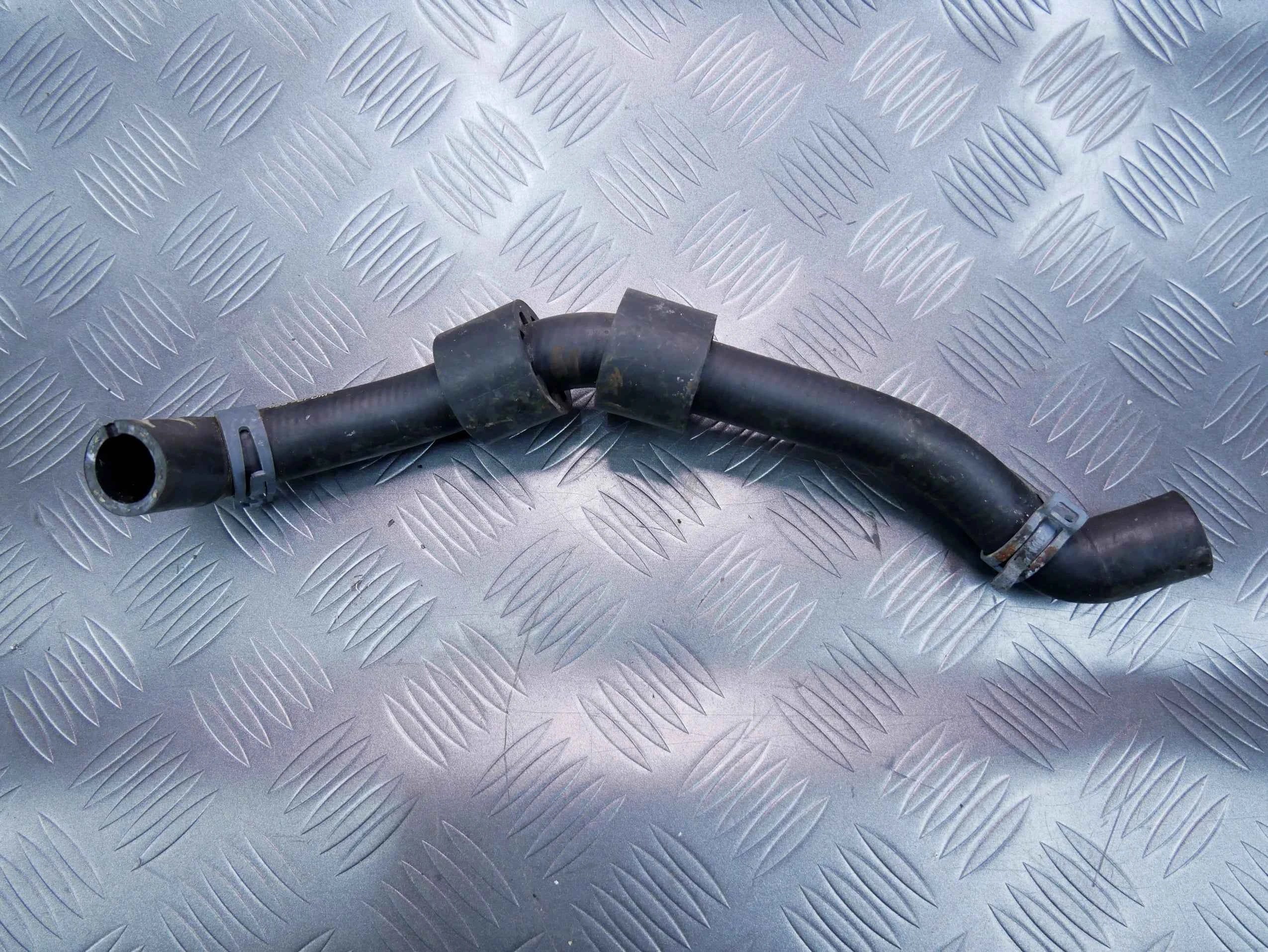 Rura przewód wody 3Q0121064Q VW TIGUAN II 2.0 TDI