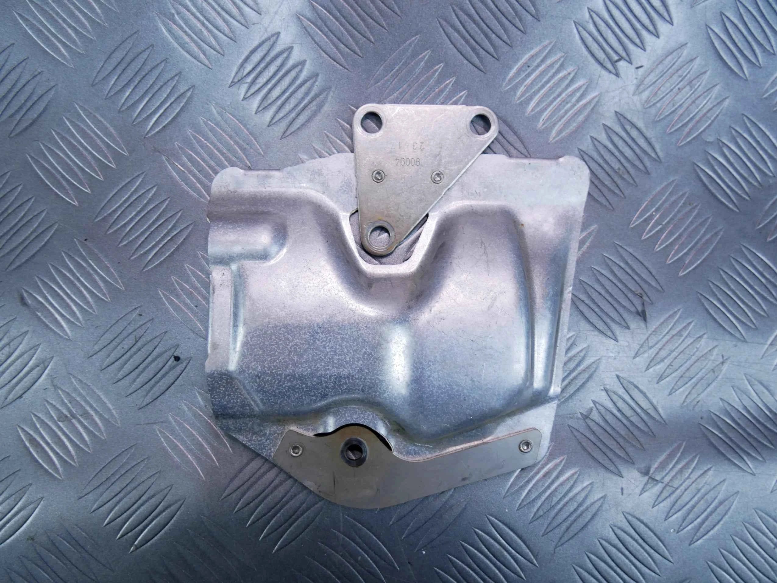 Osłona termiczna turbiny 05E253041D VW TIGUAN II 1.5 TSI