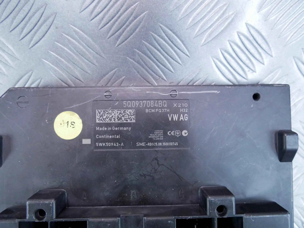Moduł komfortu BCM 5Q0937084BQ VW TIGUAN II 5NA