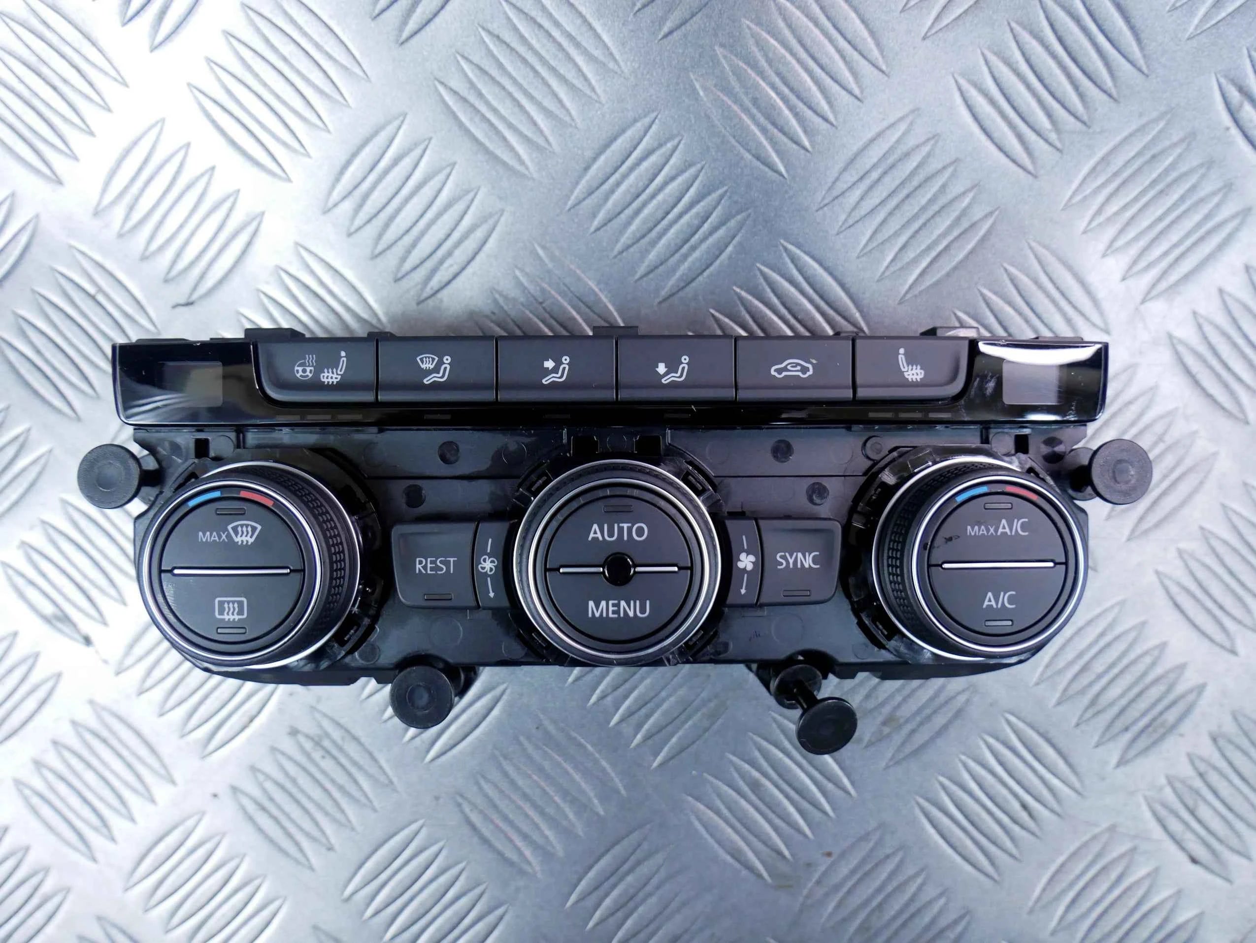 Panel klimatyzacji 5NN907044D VW TIGUAN II 5NA