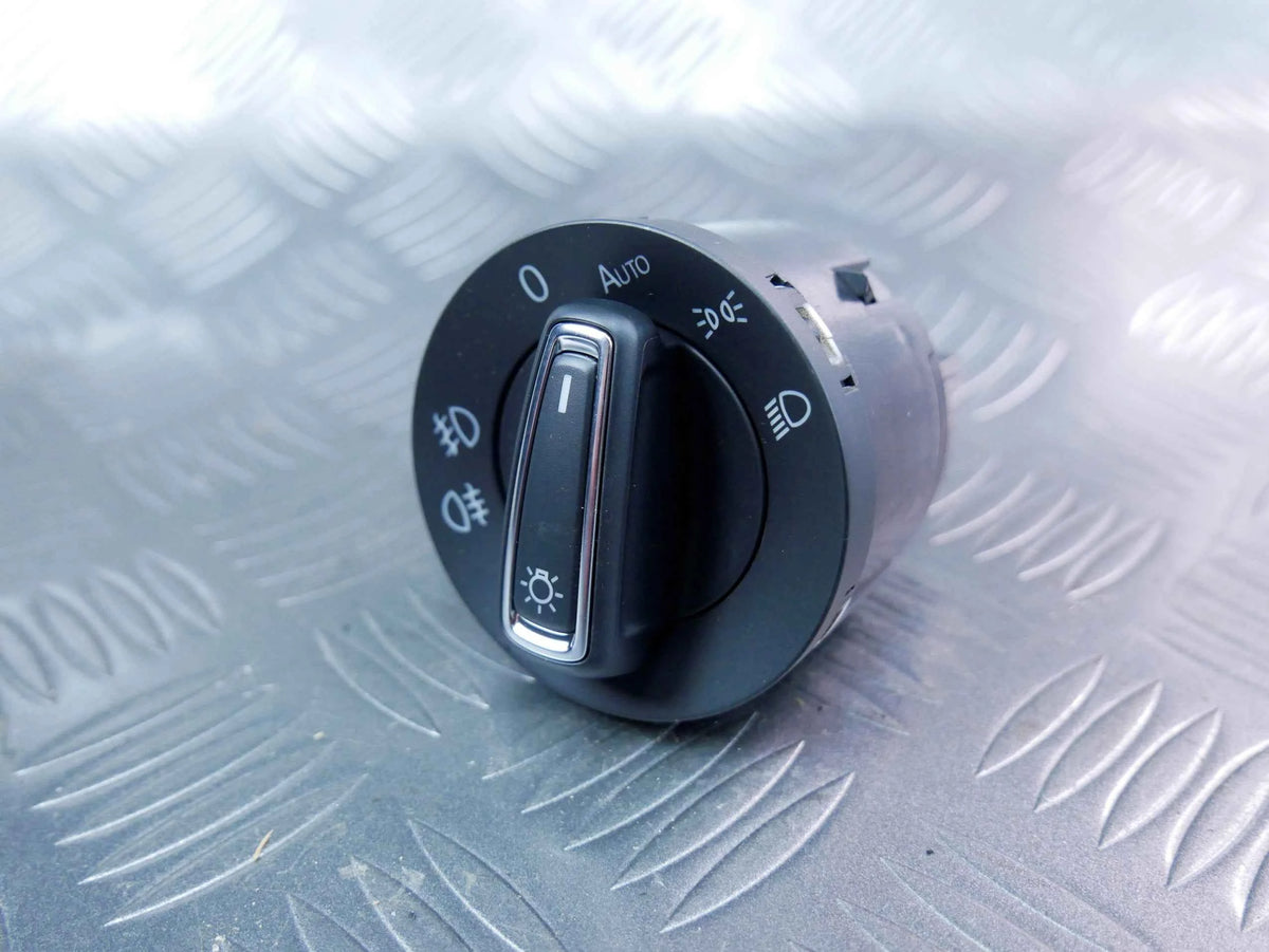 Włącznik świateł 5G0941431BD VW TIGUAN II 5NA