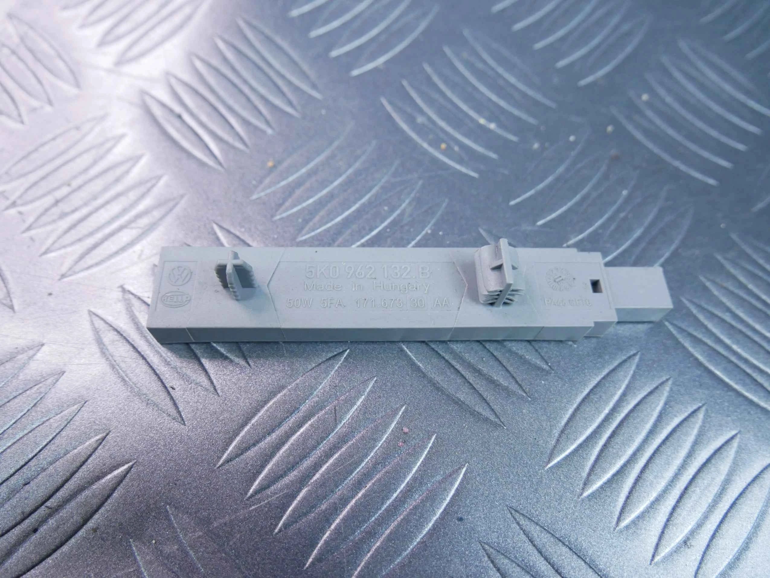 Antena KESSY 5K0962132B VW TIGUAN II 5NA