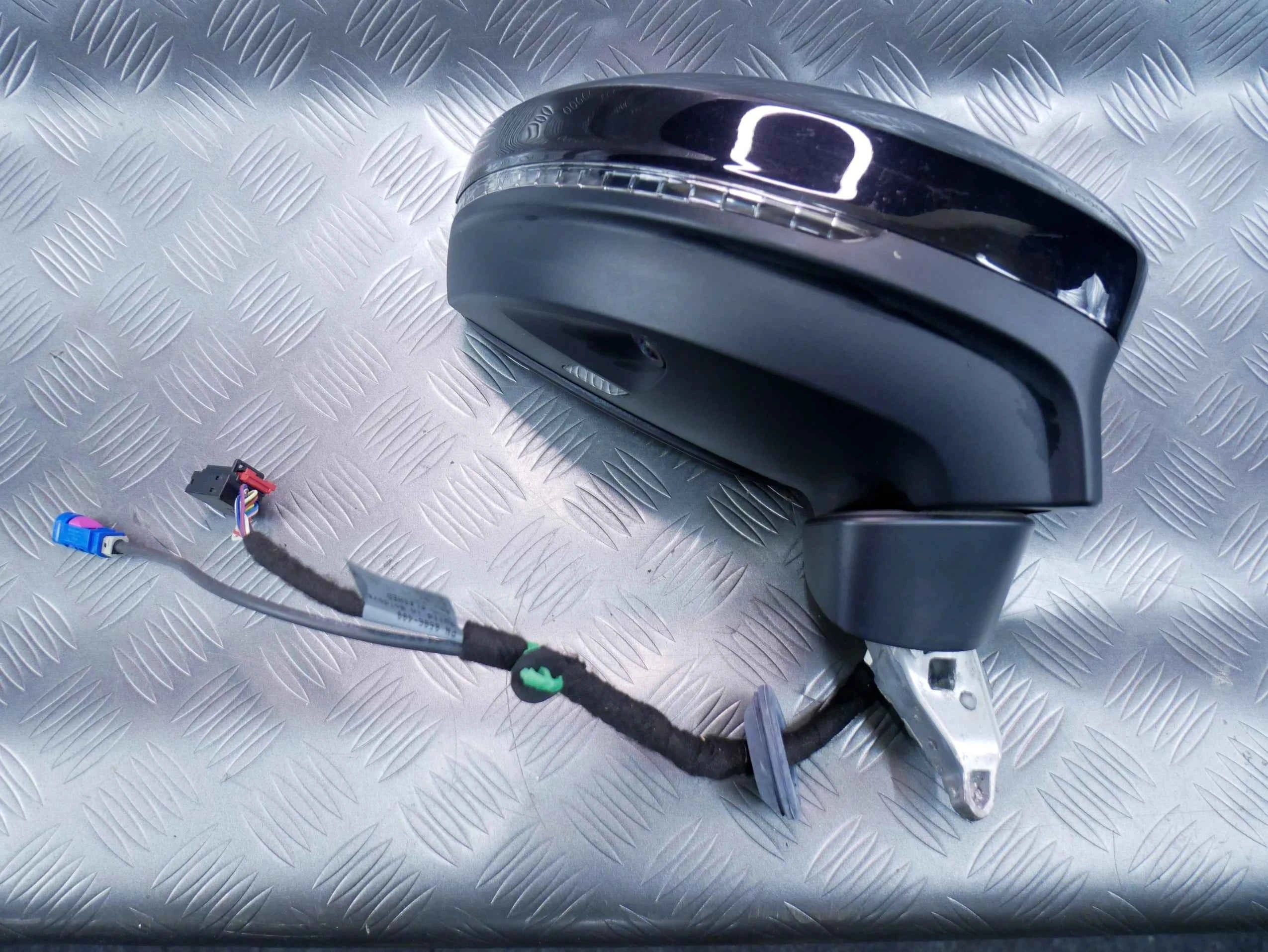 Lusterko prawe europa LC9X 13+1 PIN KAMERA VW TIGUAN II 5NA