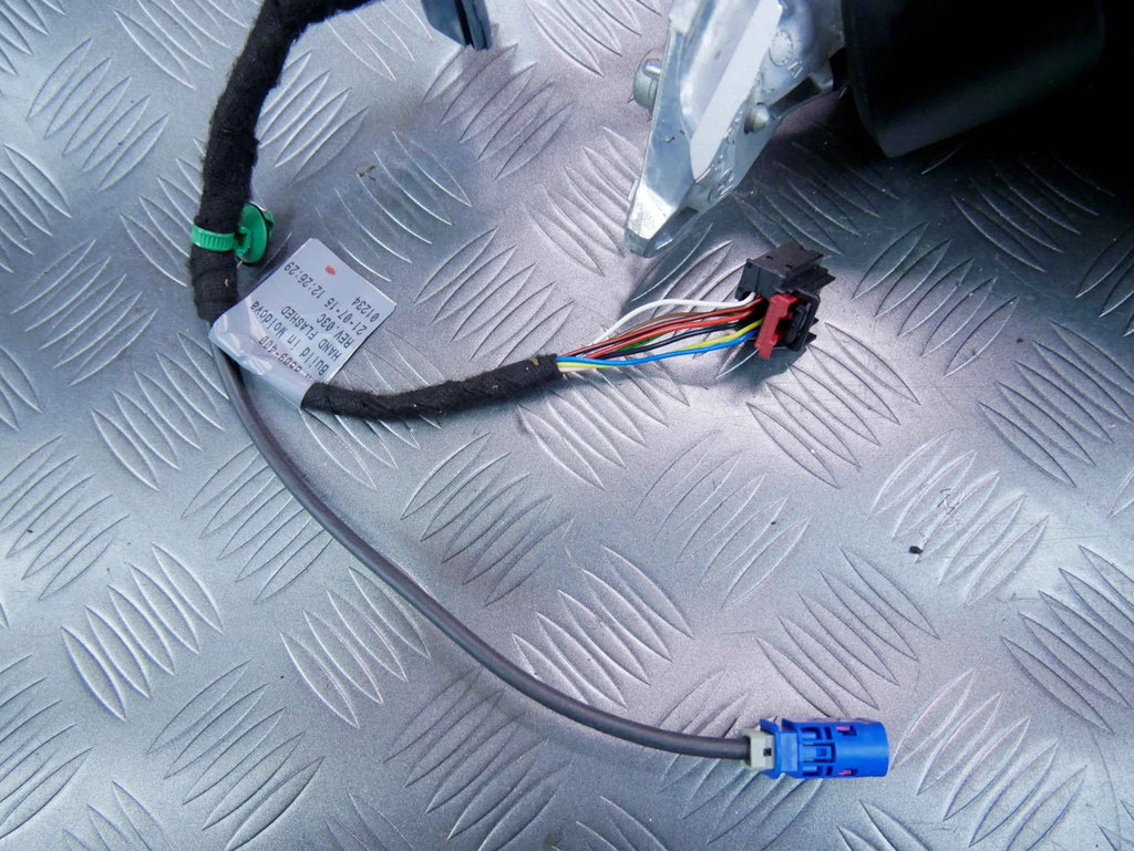 Lusterko lewe europa LC9X 9 PIN KAMERA VW TIGUAN II 5NA