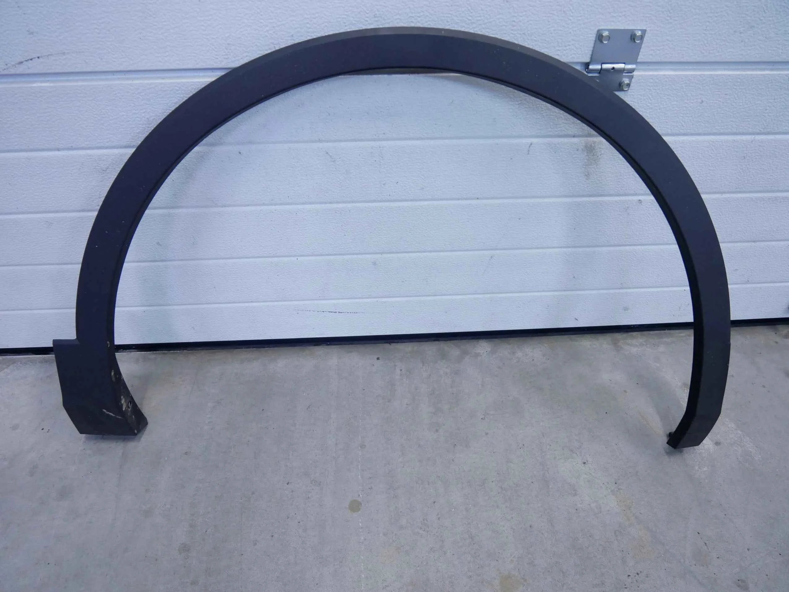 Listwa błotnika przód prawa OEM 5NA854732E VW TIGUAN II 5NA