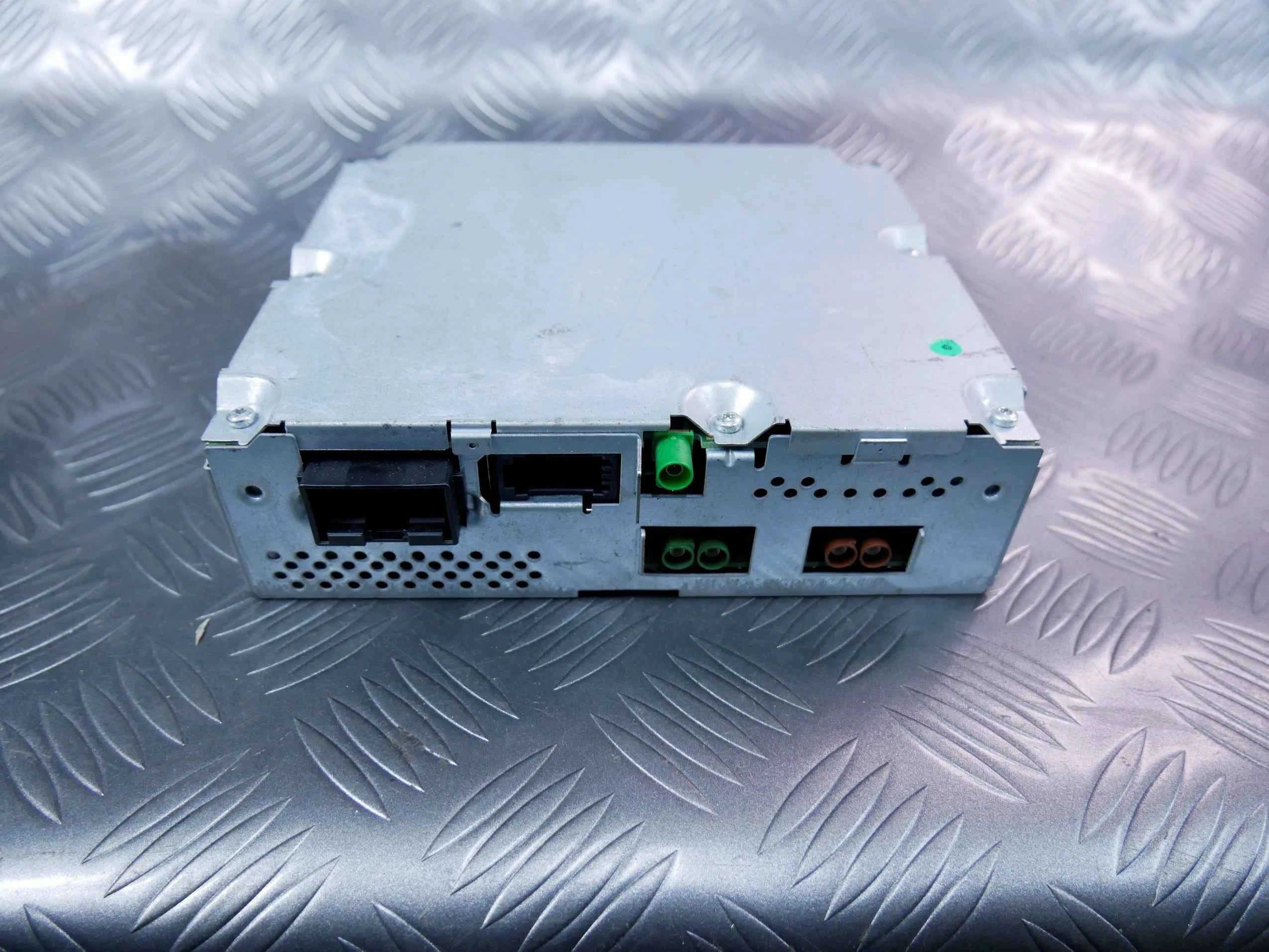 Tuner TV DVBT HYBRID 4E0910148D AUDI A4 B8 8K0