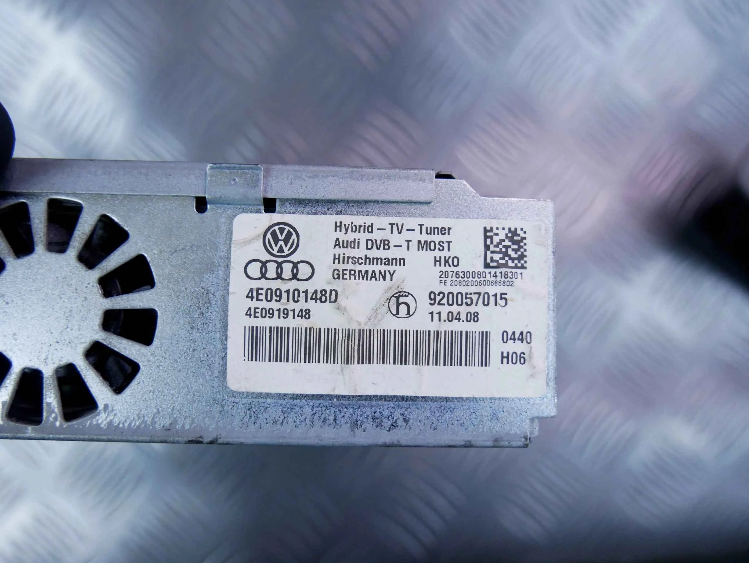 Tuner TV DVBT HYBRID 4E0910148D AUDI A4 B8 8K0