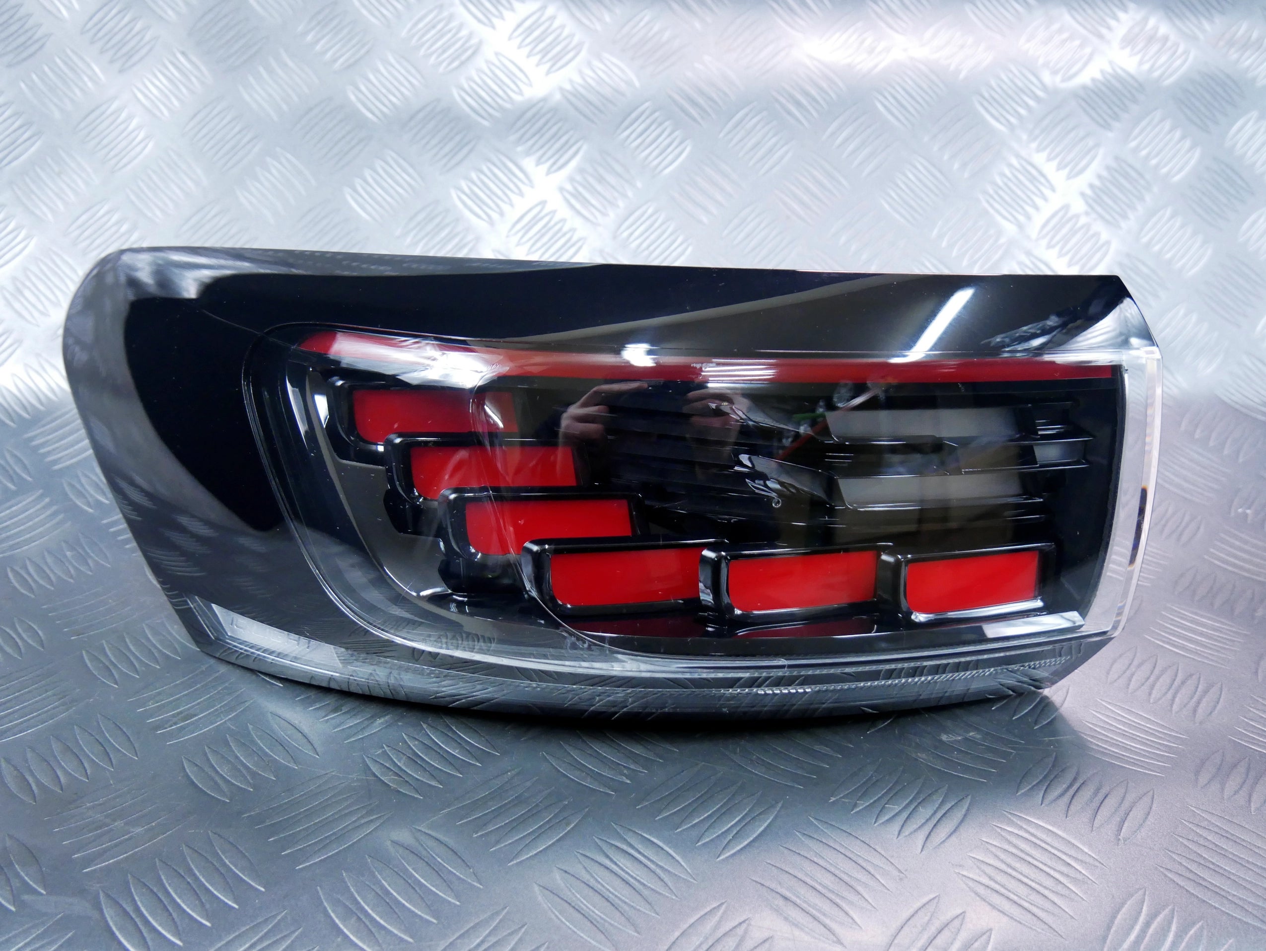 Lampa tył tylna lewa LED NOWA OEM 11A945207A VW ID.4 ID.5