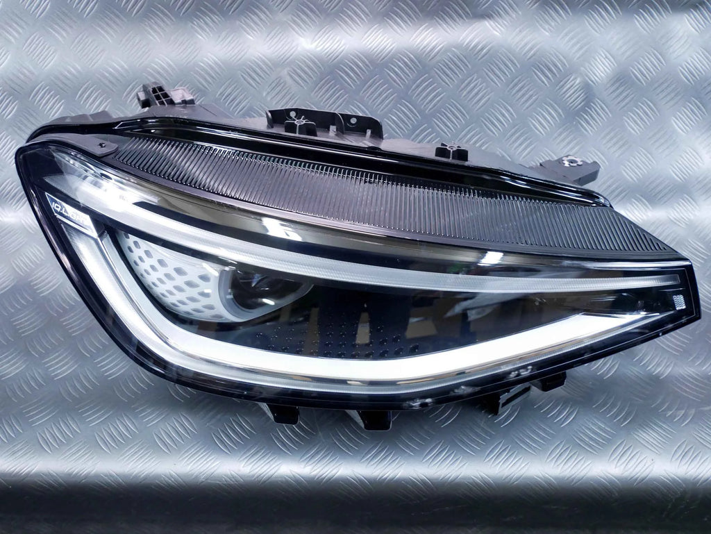 Lampa przód prawa MATRIX NOWA OEM 11B941036M VW ID.4 ID.5 ID4 ID5