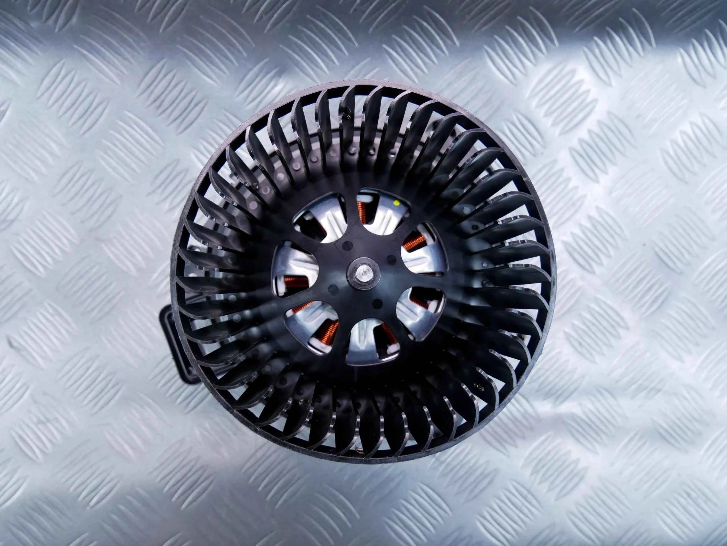 Wentylator dmuchawa nagrzewnicy NOWY OEM 1EA820021B VW ID.3 ID.4 ID.5 ID.7