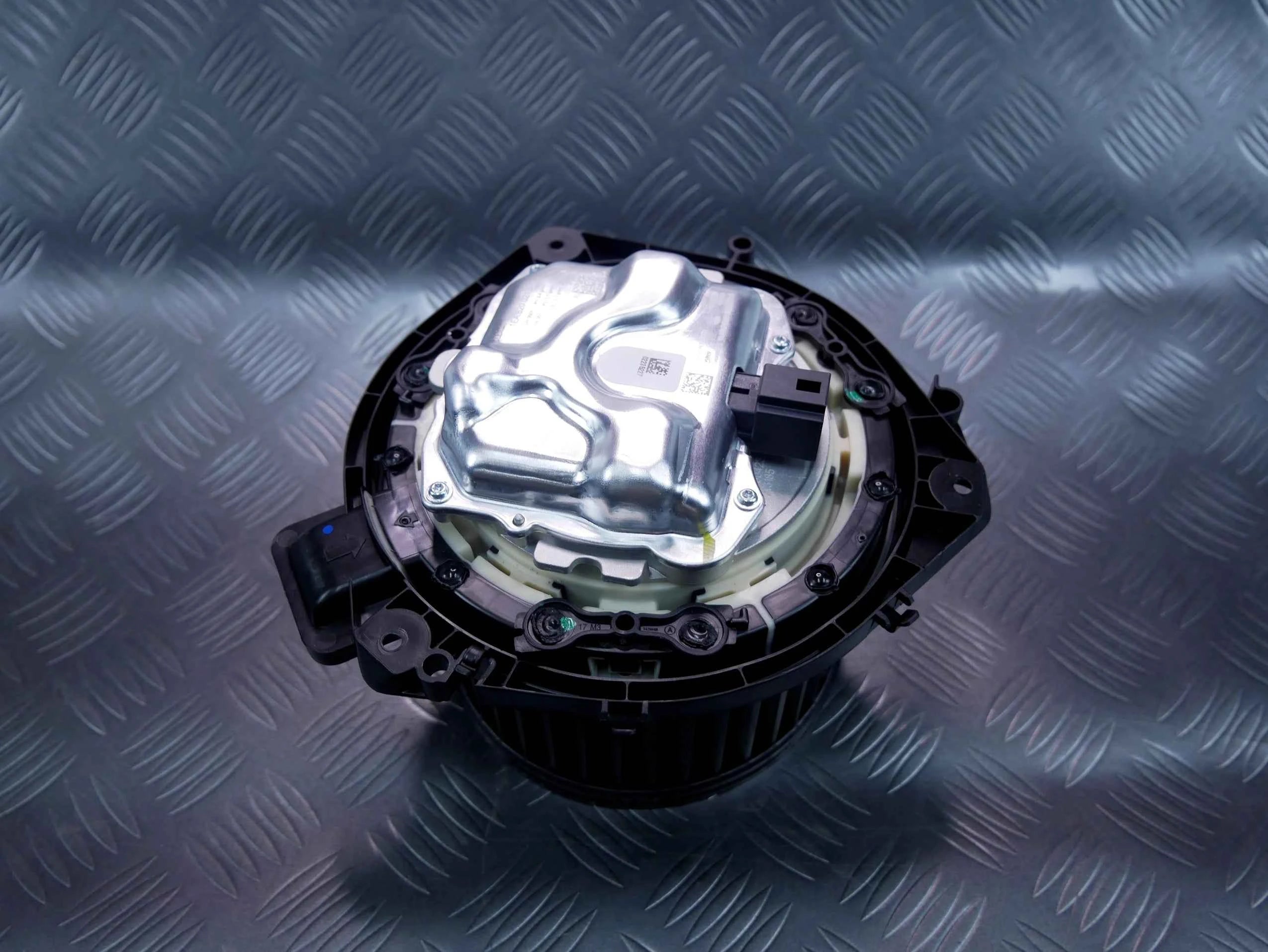 Wentylator dmuchawa nagrzewnicy NOWY OEM 1EA820021B VW ID.3 ID.4 ID.5 ID.7