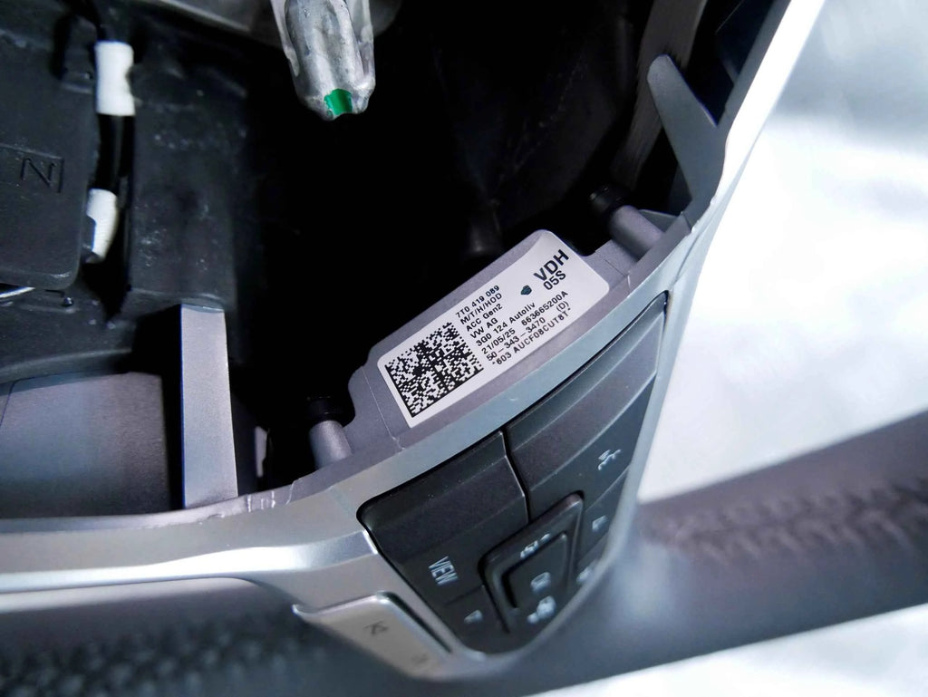 Kierownica skórzana wielofunkcyjna NOWA OEM 7T0419089 VW T7 CRAFTER 7C