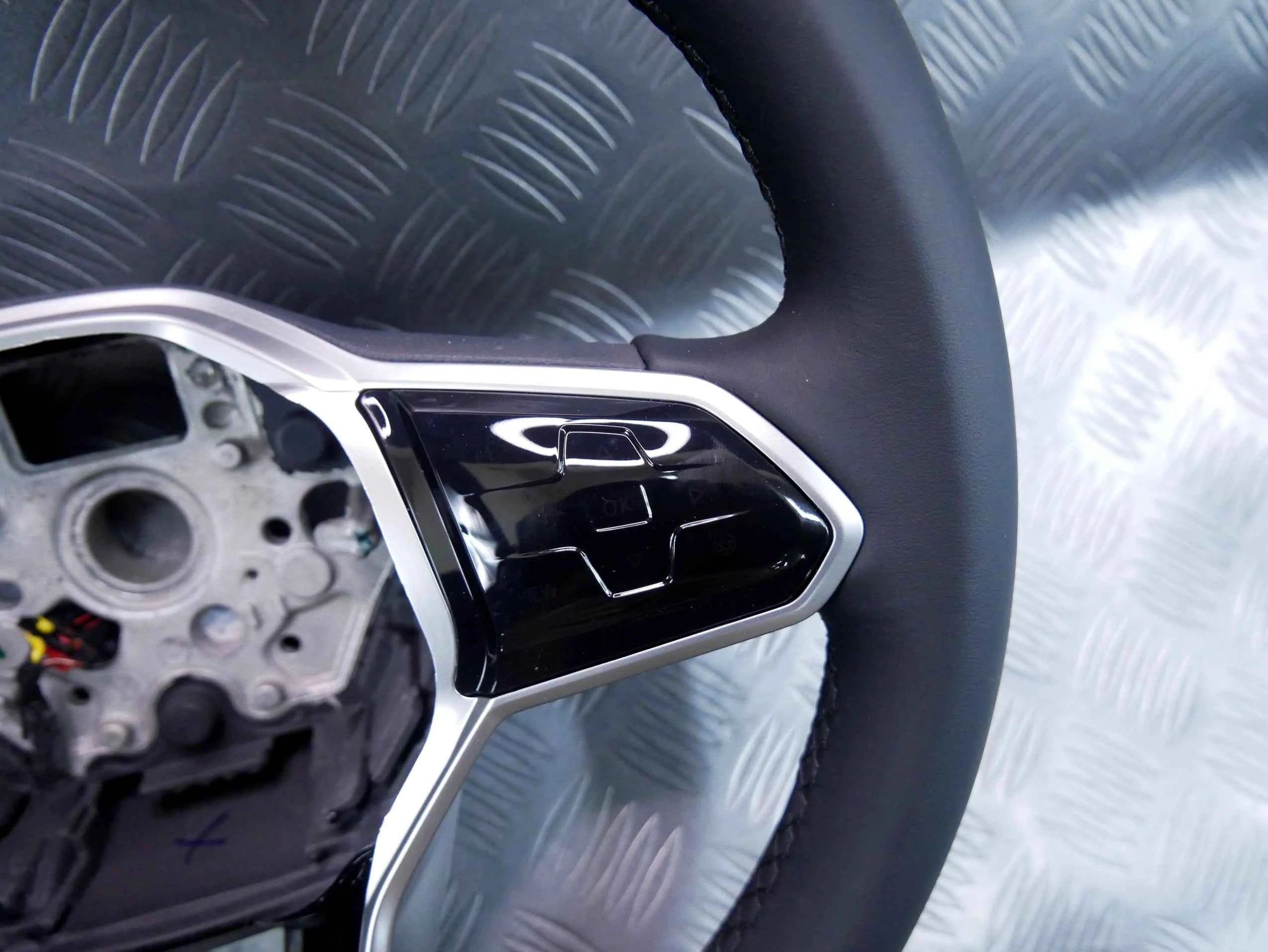 Kierownica skórzana NOWA OEM 10A419089BN VW ID.BUZZ ID.3 ID.4 ID.5