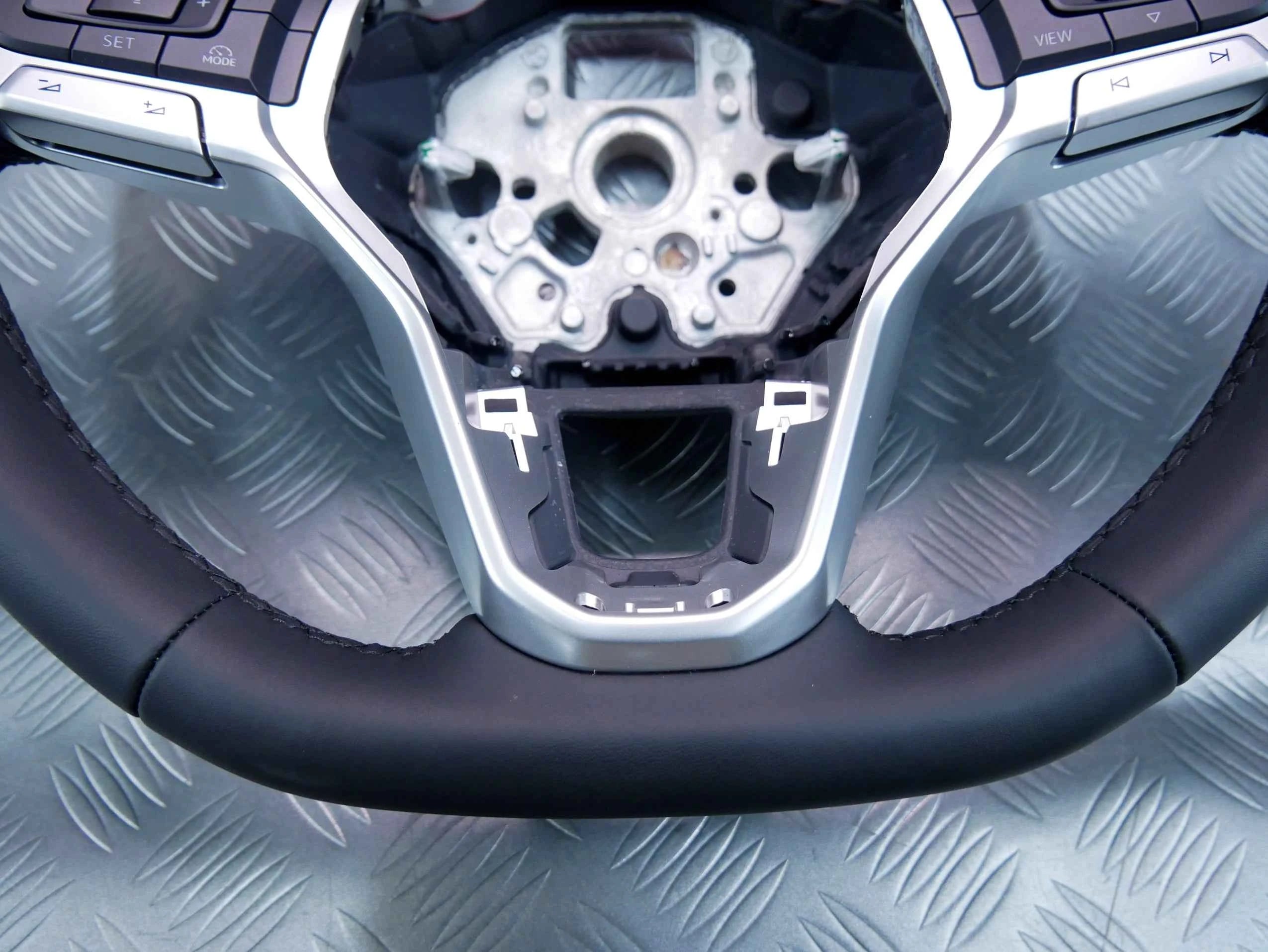 Kierownica skóra multifunkcja NOWA OEM 2K7419089D VW CADDY V