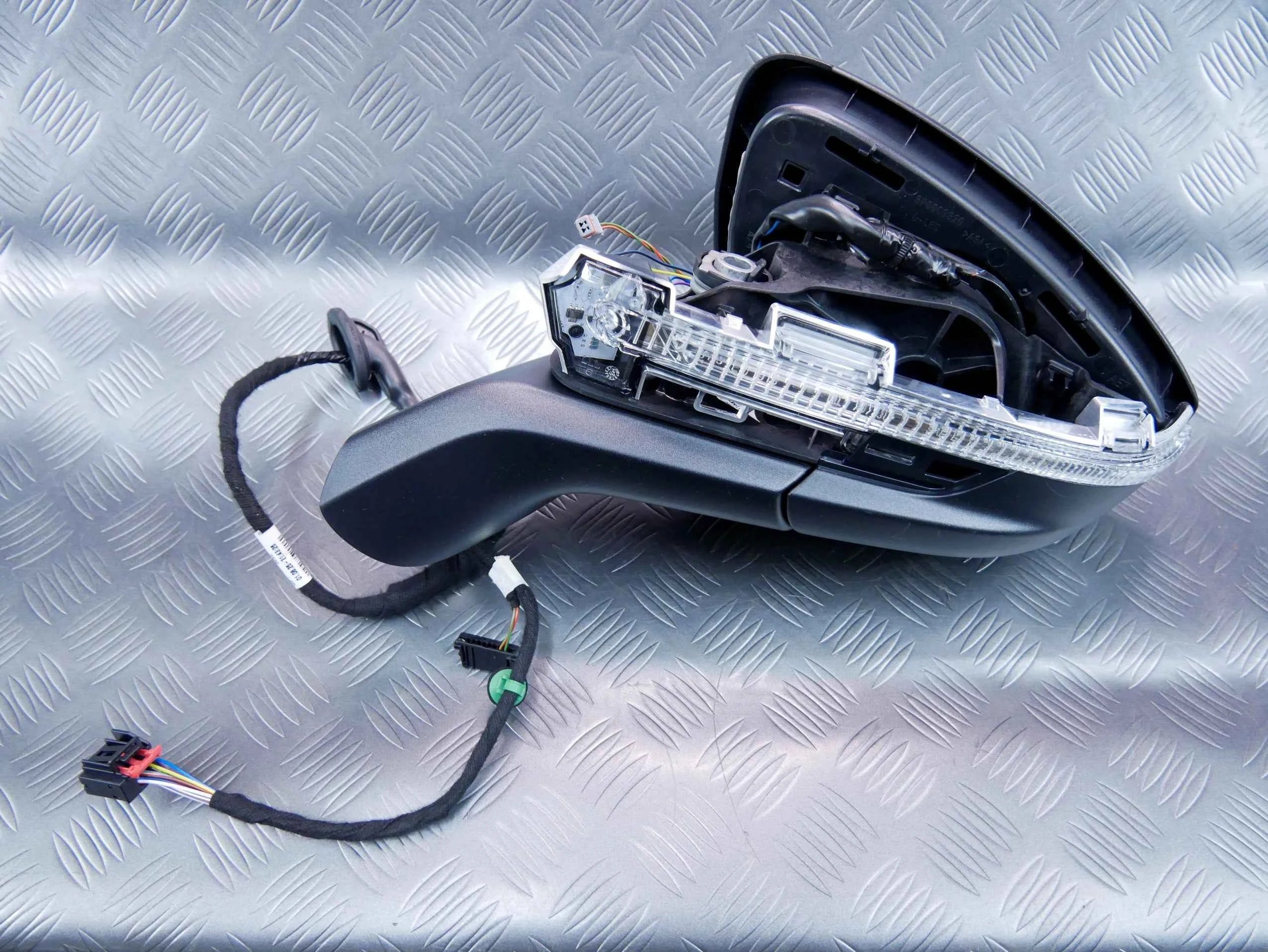 Lusterko lewe 12+2 PIN VW ID.5 ID5