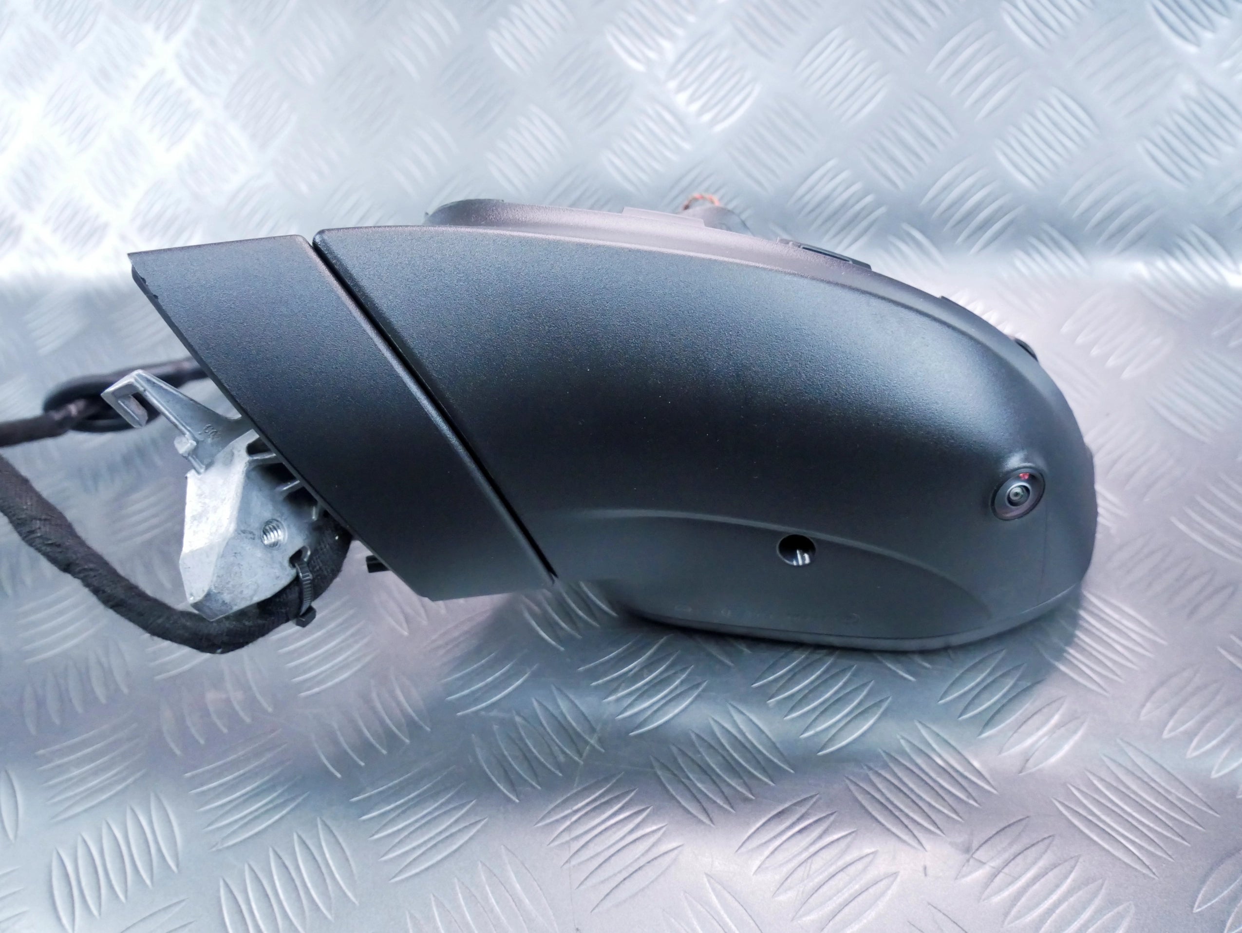 Lusterko lewe asystent kamera LC9X 14A857501S VW ID.7 ID7