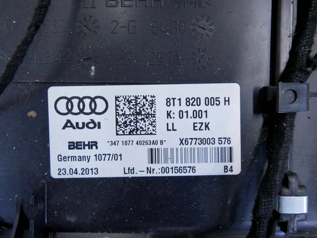 Nagrzewnica kompletna 8T1820005H AUDI A5 LIFT 8T0