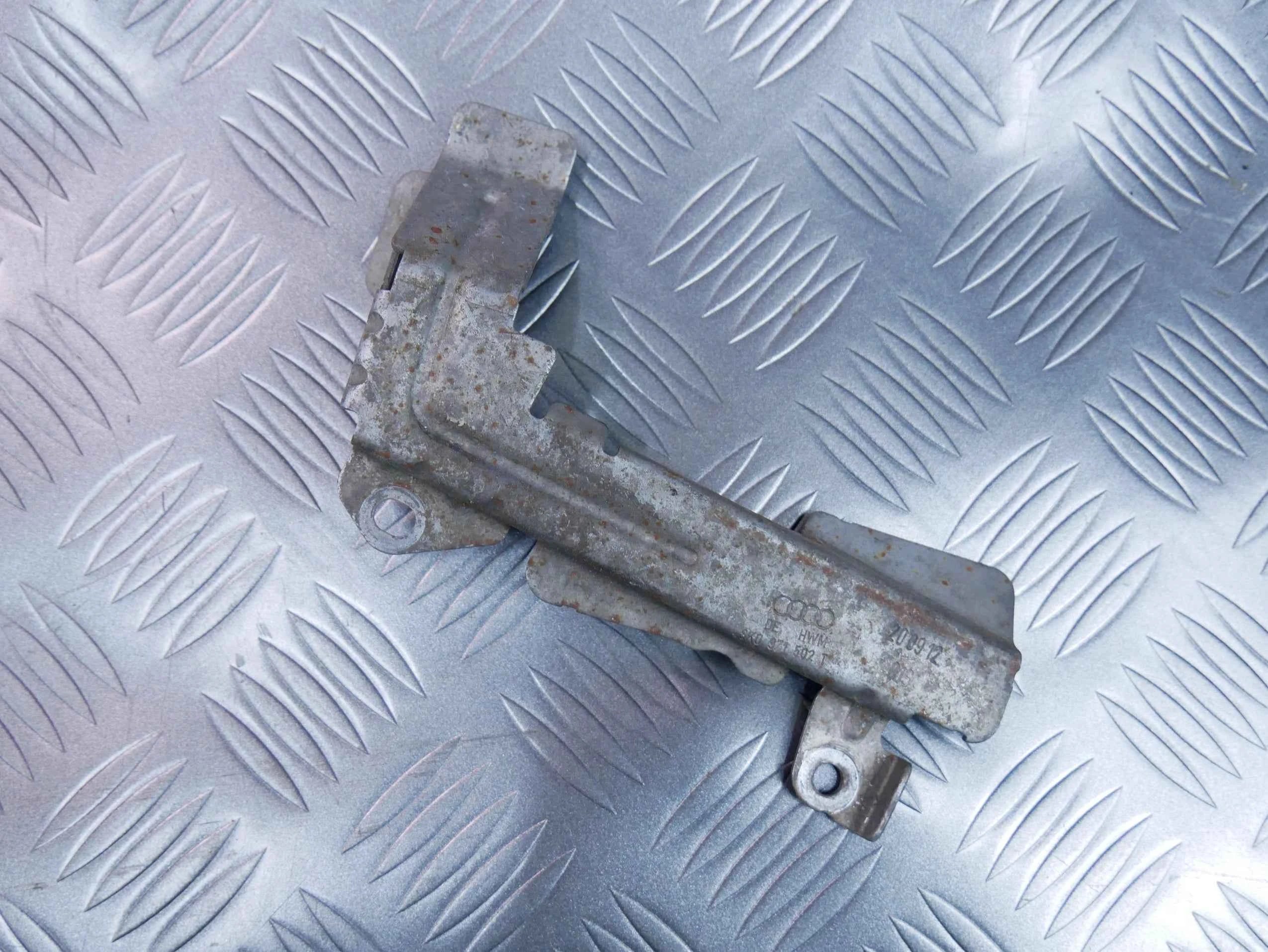 Mocowanie wiązki 8K0971502T AUDI A5 S5 LIFT 8T0