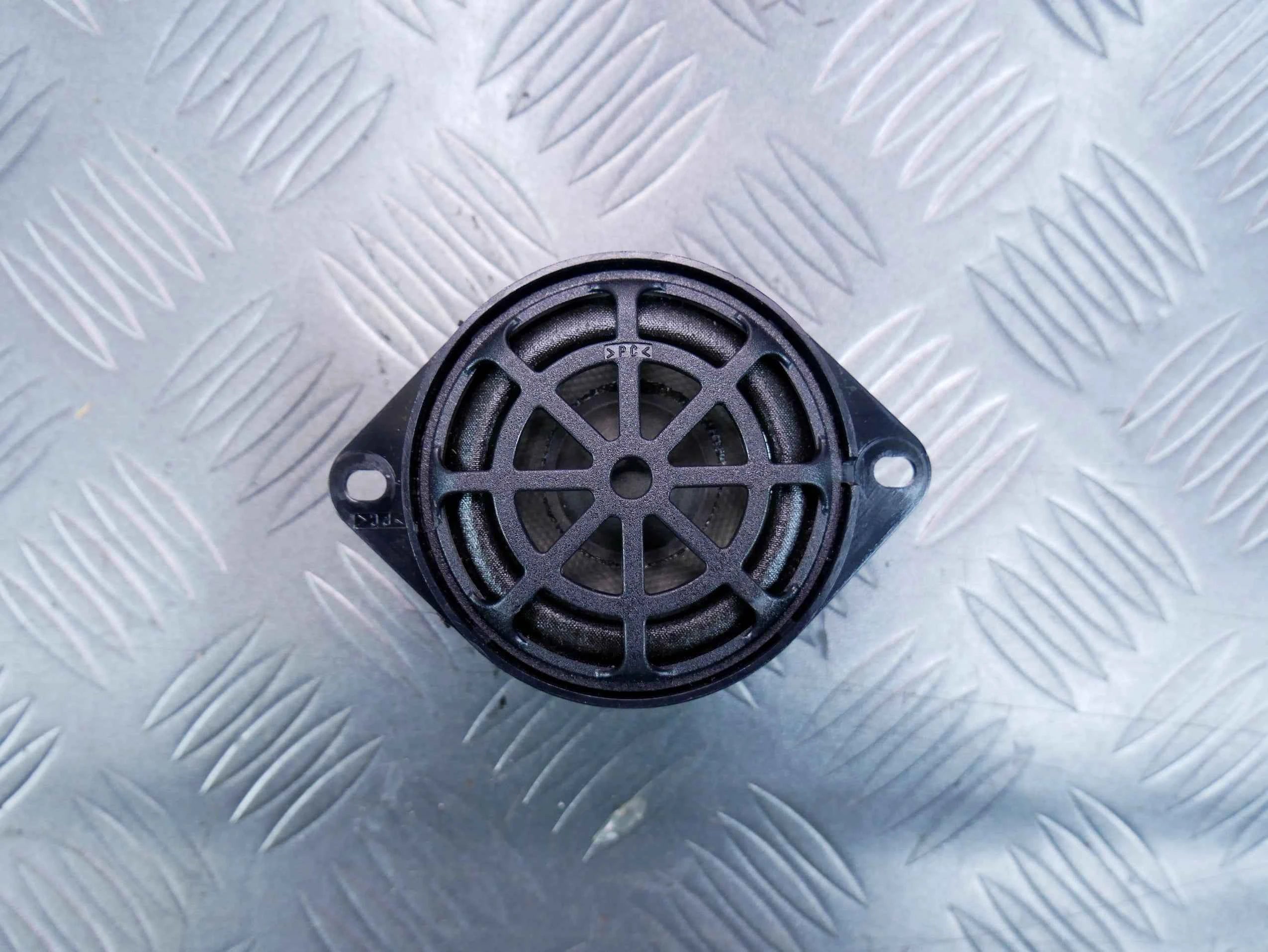 Głośnik Bang&Olufsen 8T0035397A AUDI A5 S5 RS5 8T0