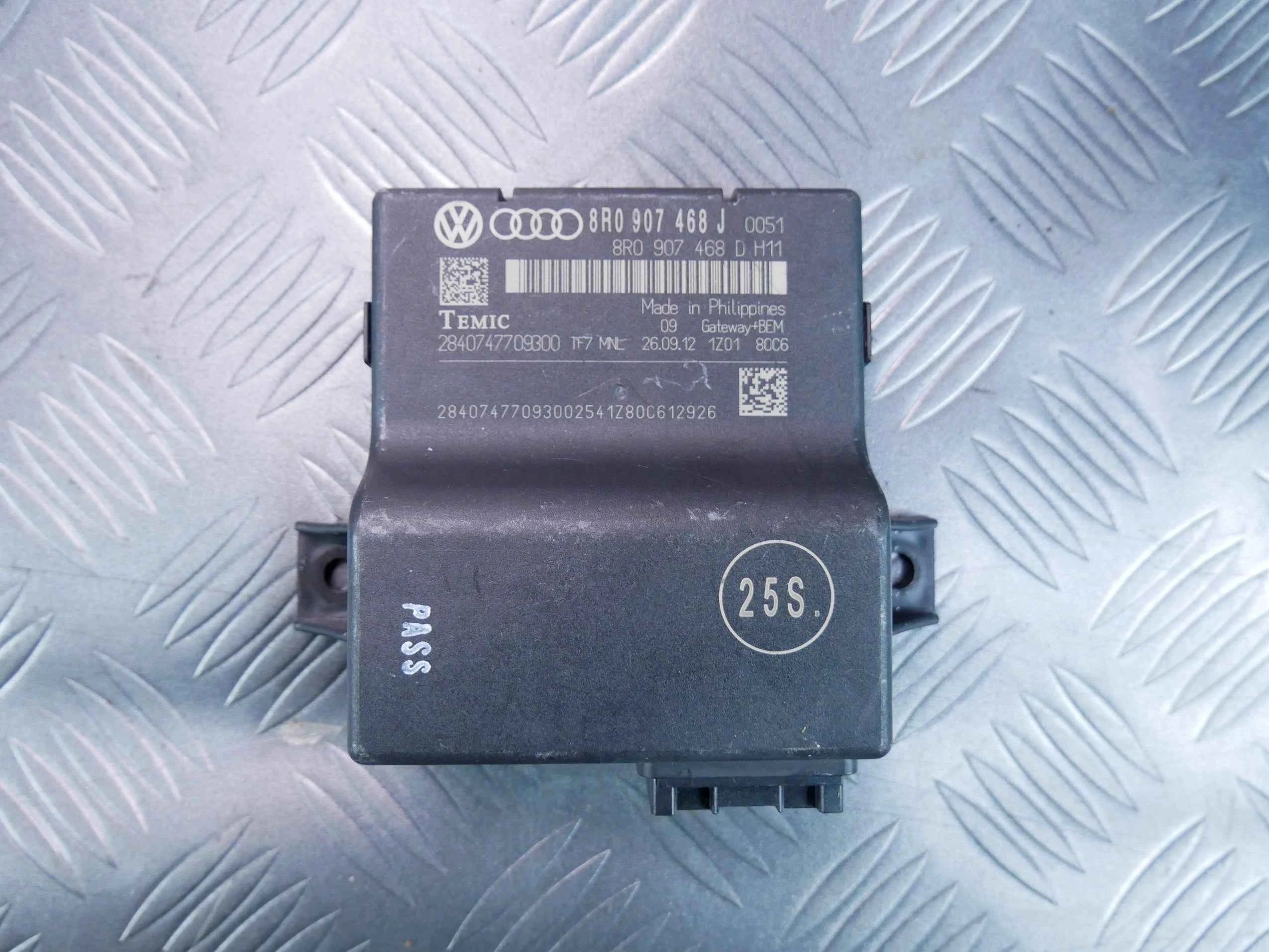 Moduł sterownik GATEWAY 8R0907468J AUDI A5 8T0