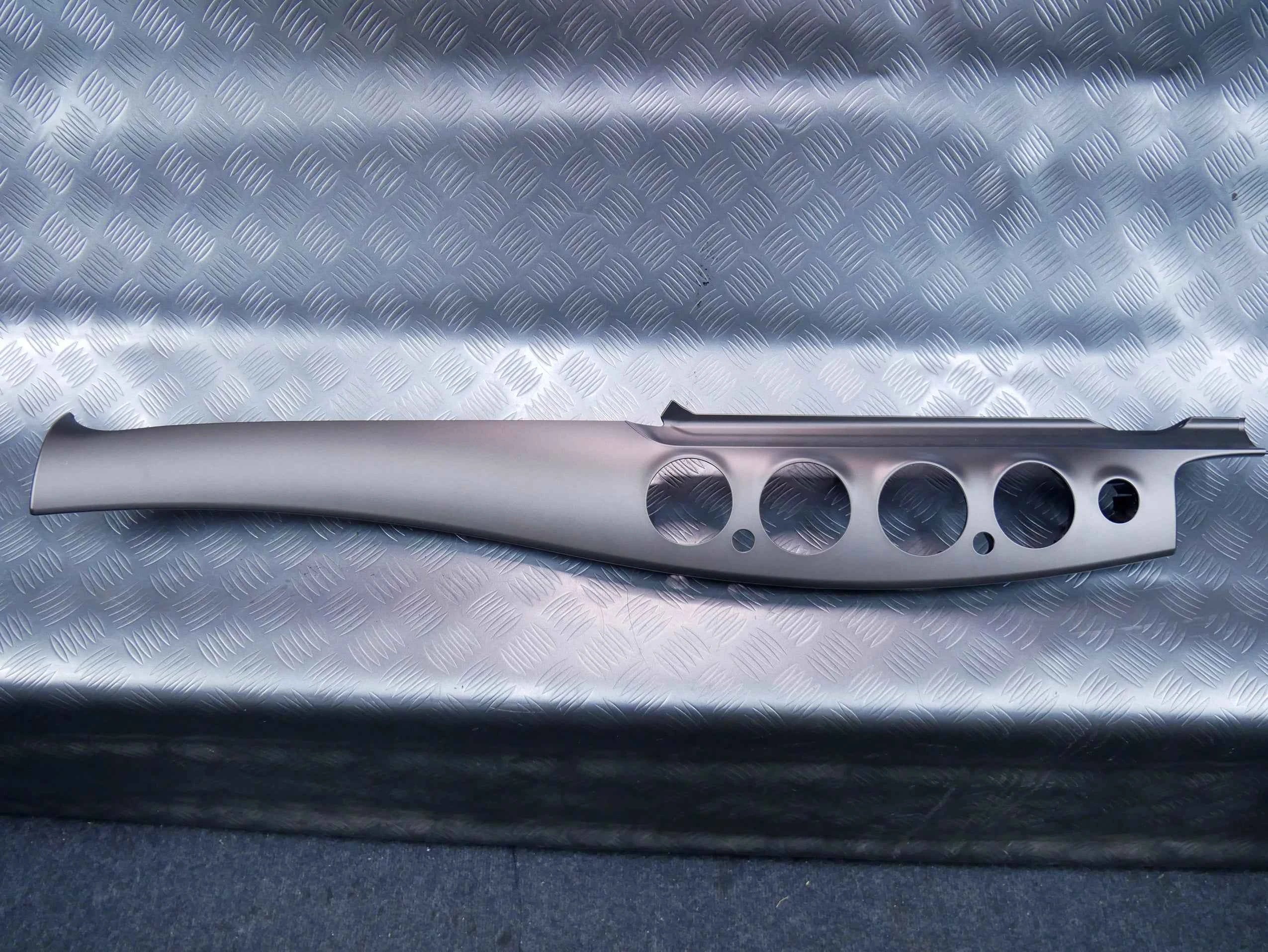 Listwa dekor konsoli RHD A2136807300 Mercedes E-klasa W213