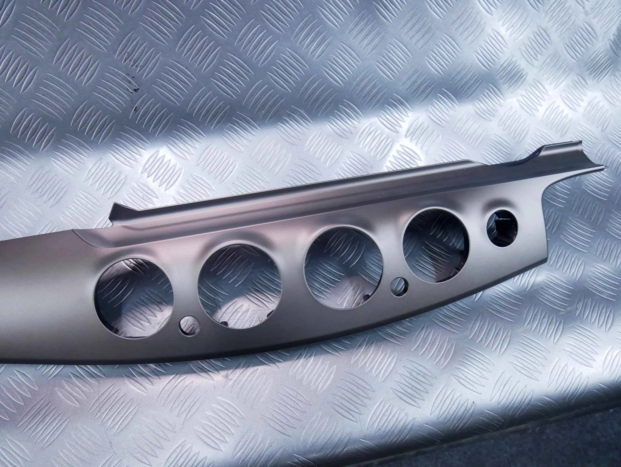 Listwa dekor konsoli RHD A2136807300 Mercedes E-klasa W213
