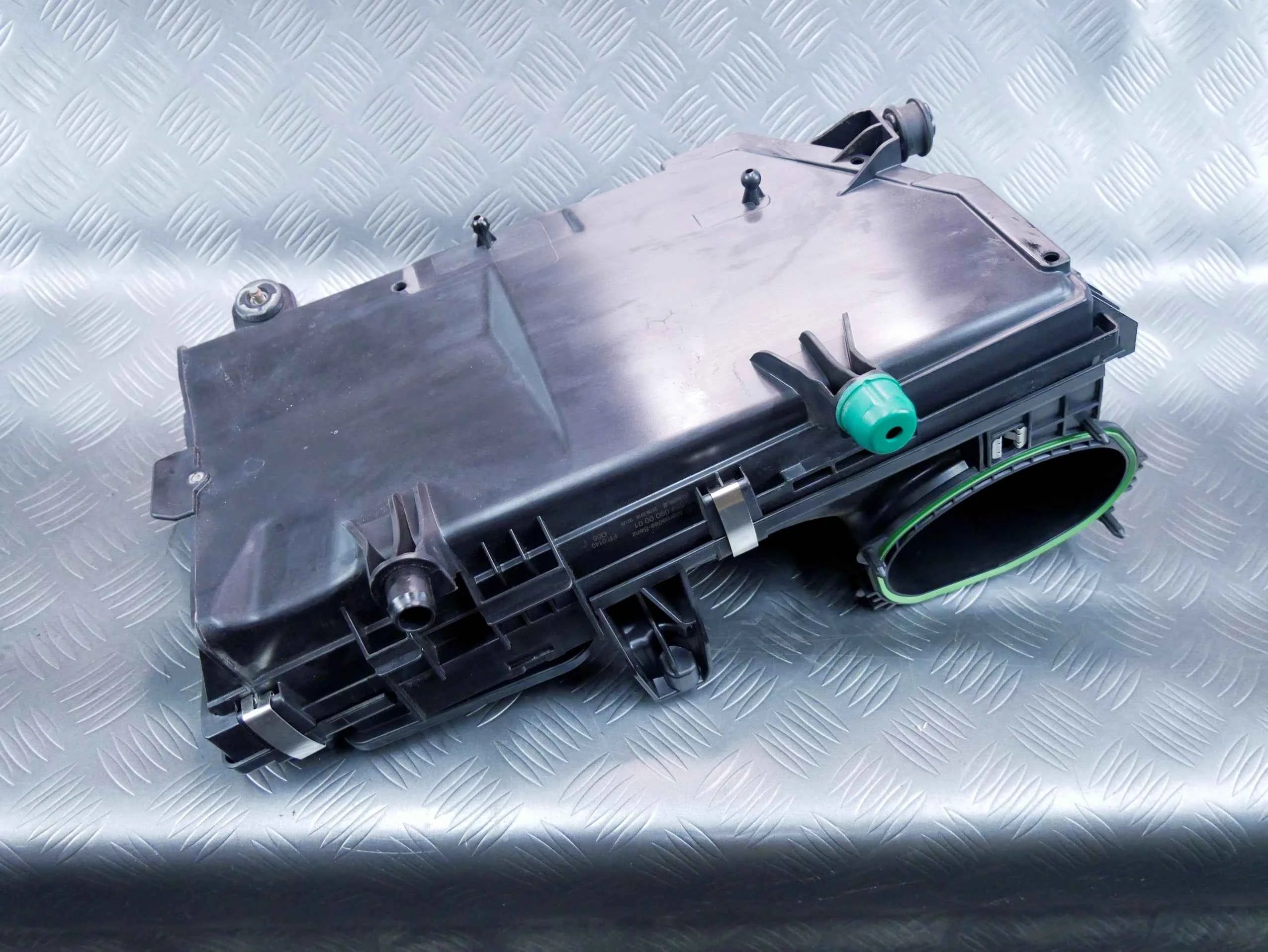Filtr powietrza obudowa A6540900001 Mercedes E-klasa W213 E220D