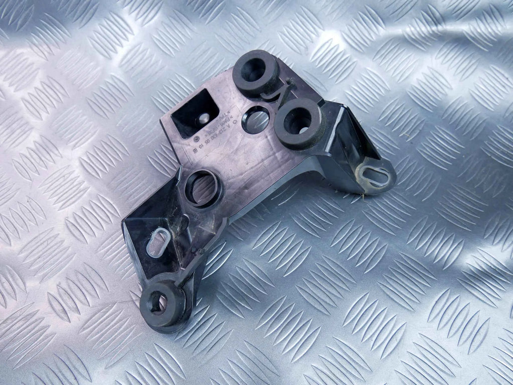 Mocowanie pompy ABS A2134300510 Mercedes E-Klasa W213