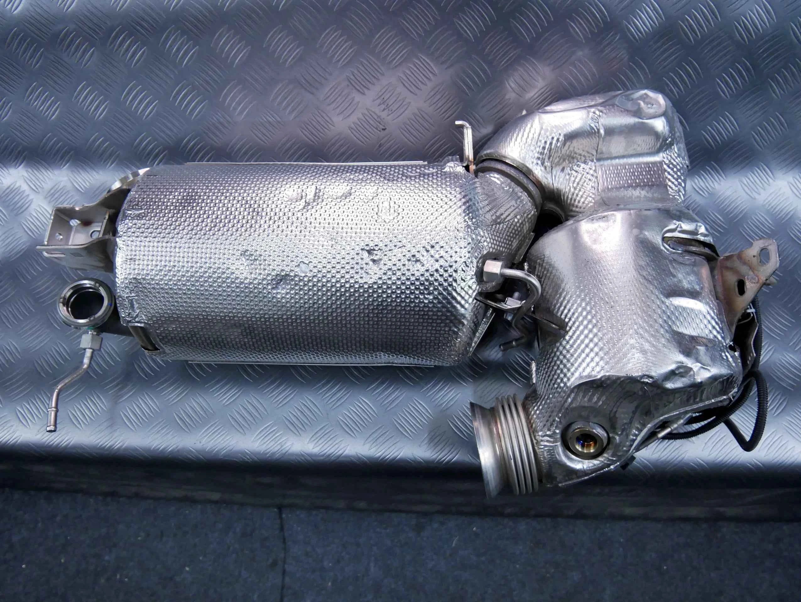 Katalizator filtr DPF NOWY OEM A6541402601 Mercedes VITO V-klasa W447