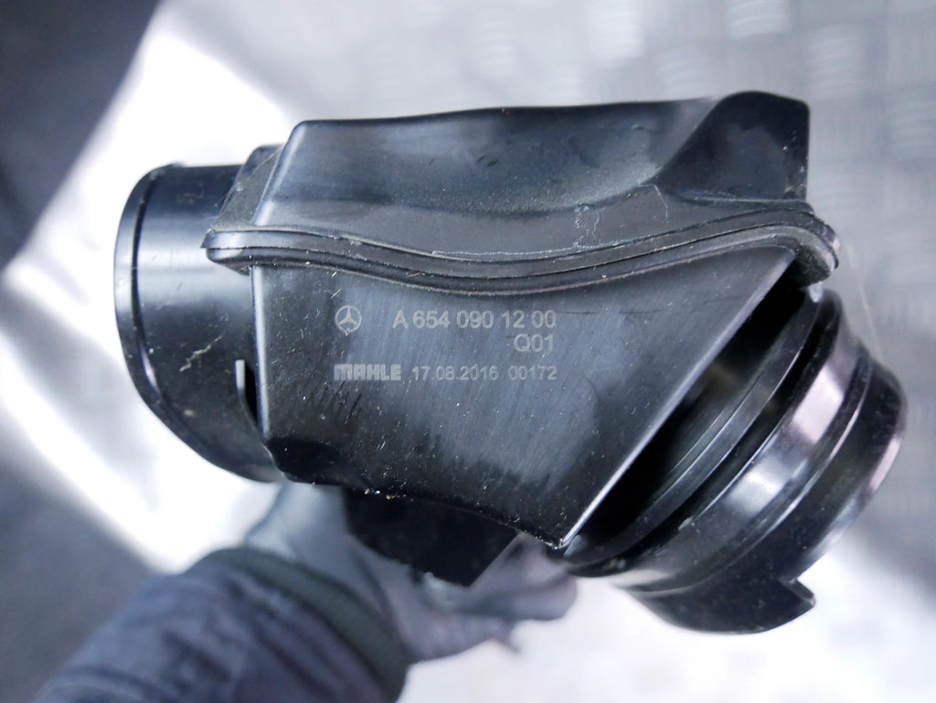 Rura króciec powietrza A6540901200 Mercedes E-klasa E220D W213