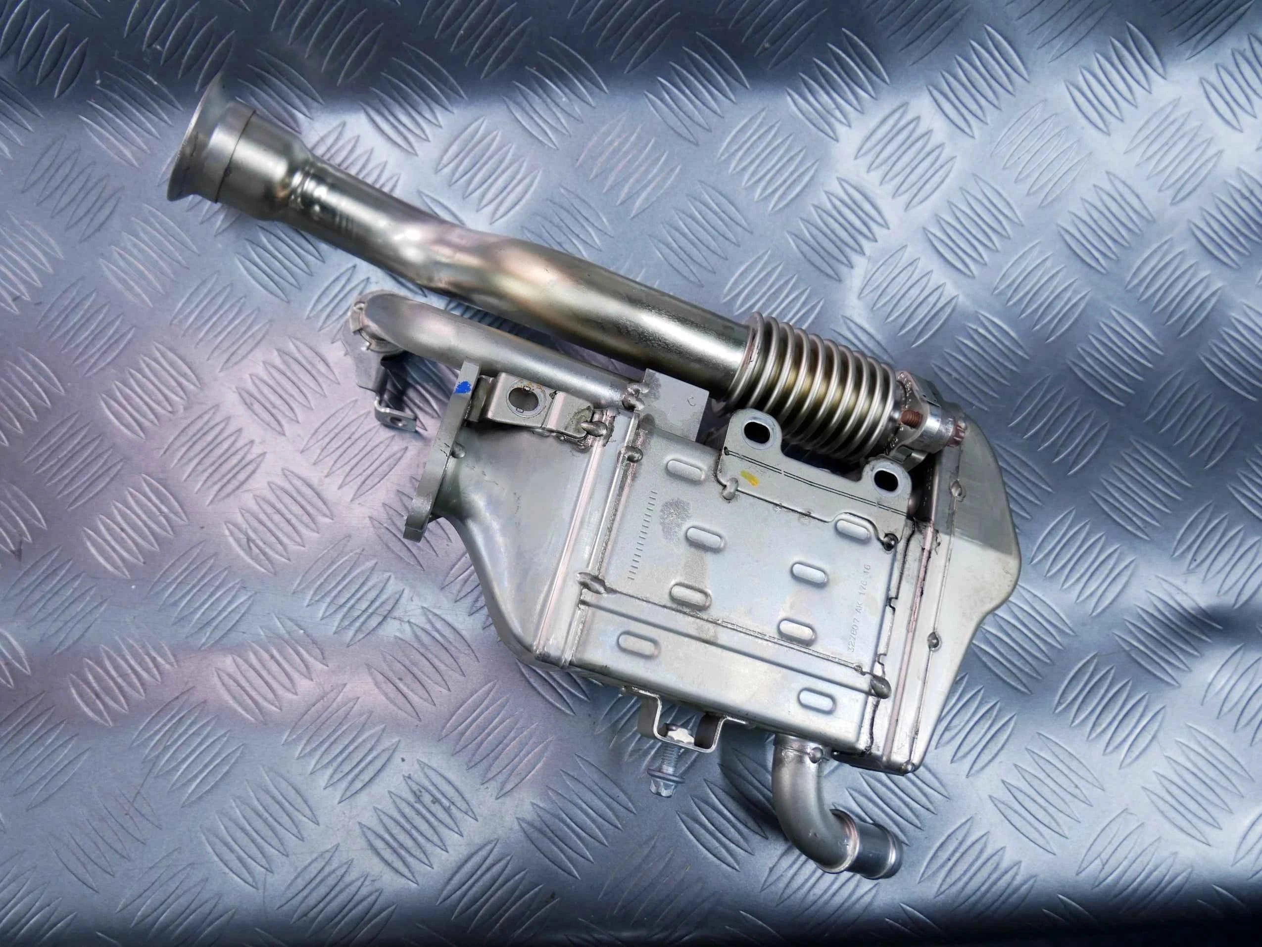 Chłodnica zawór EGR A6541400200 Mercedes W213 E220D