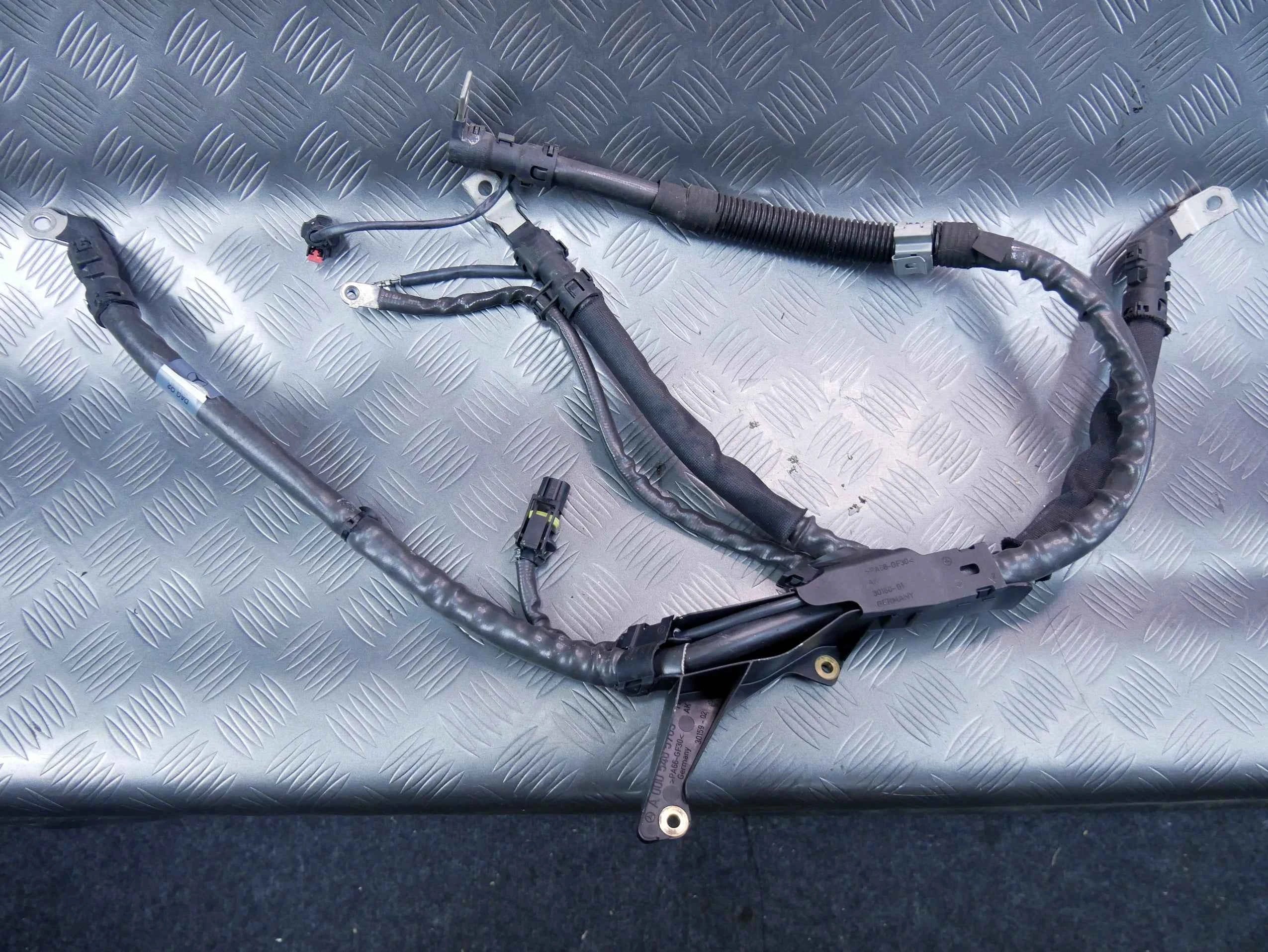 Klema wiązka alternatora A2135409616 Mercedes E220d W213