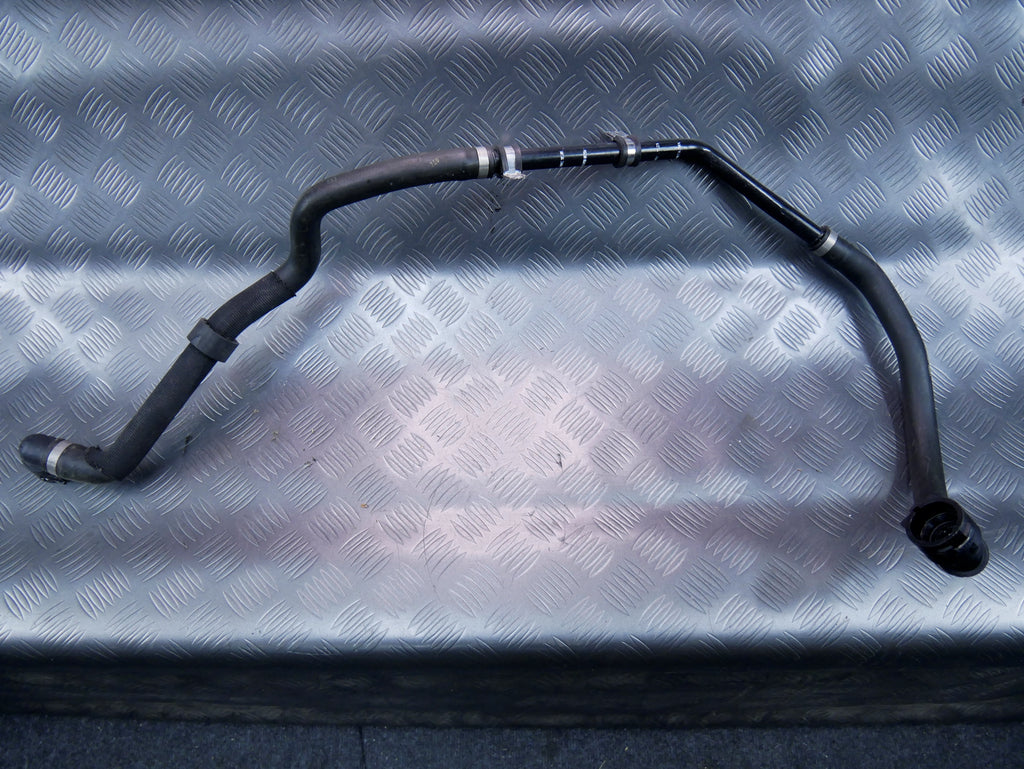 Rura wąż wody A2135011782 Mercedes E220D W213