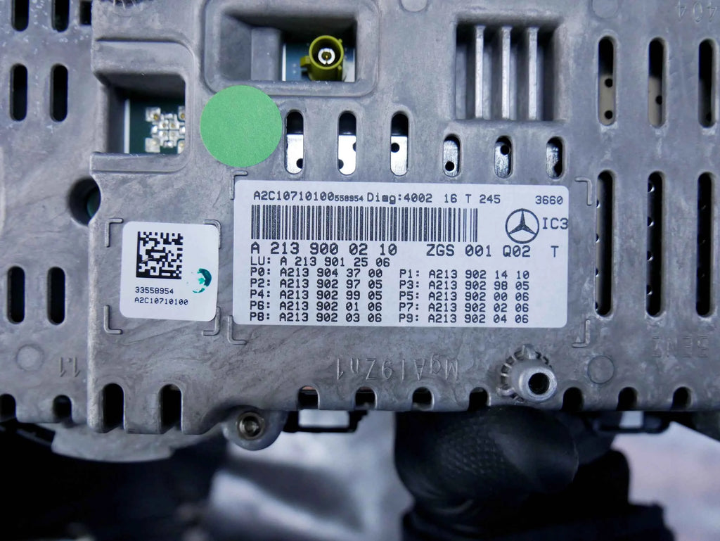 Licznik zegary A2139000210 Mercedes E220D W213